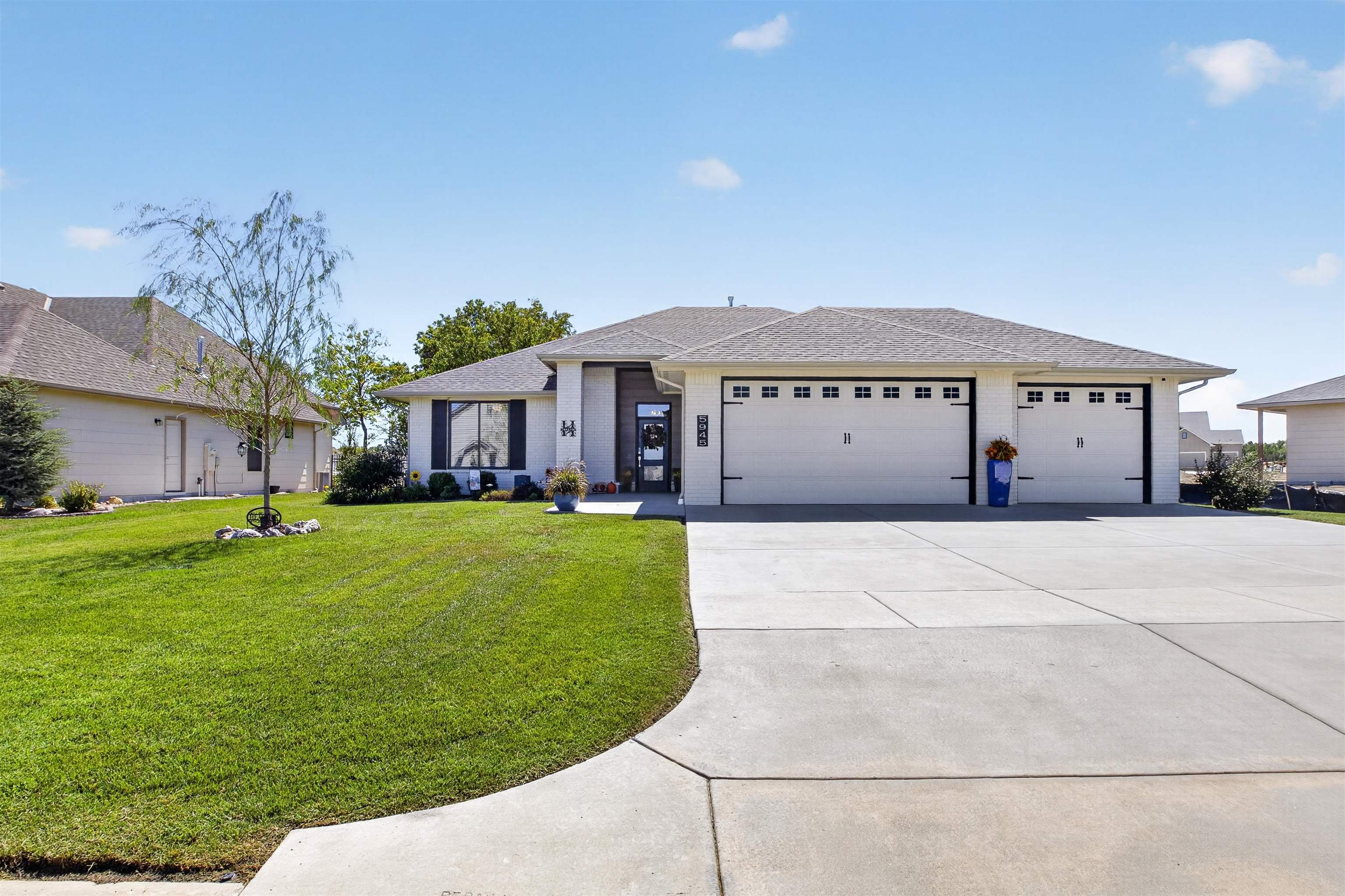 5945 E Forbes Property Photo 2