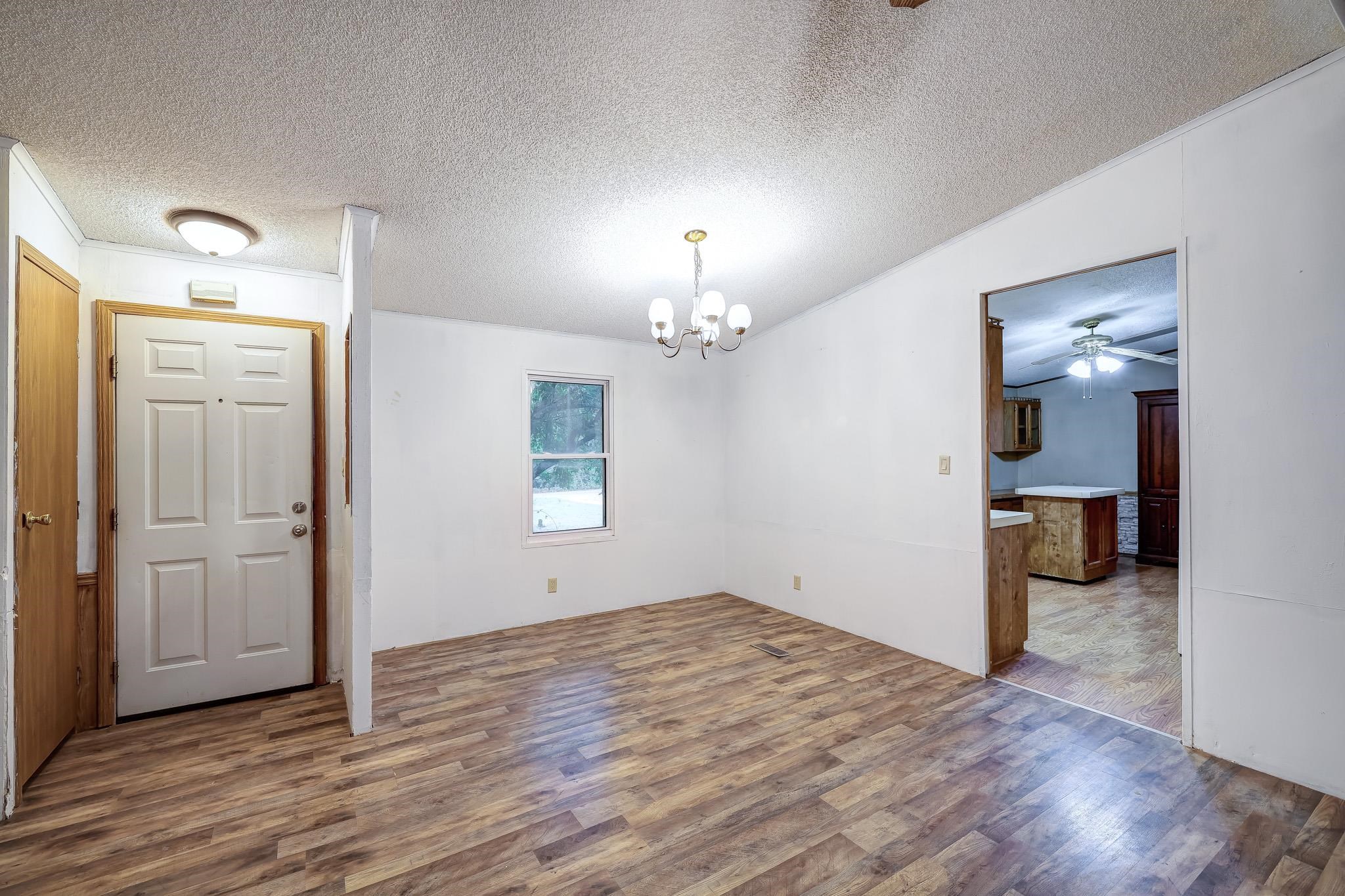 29406 97th Property Photo 5