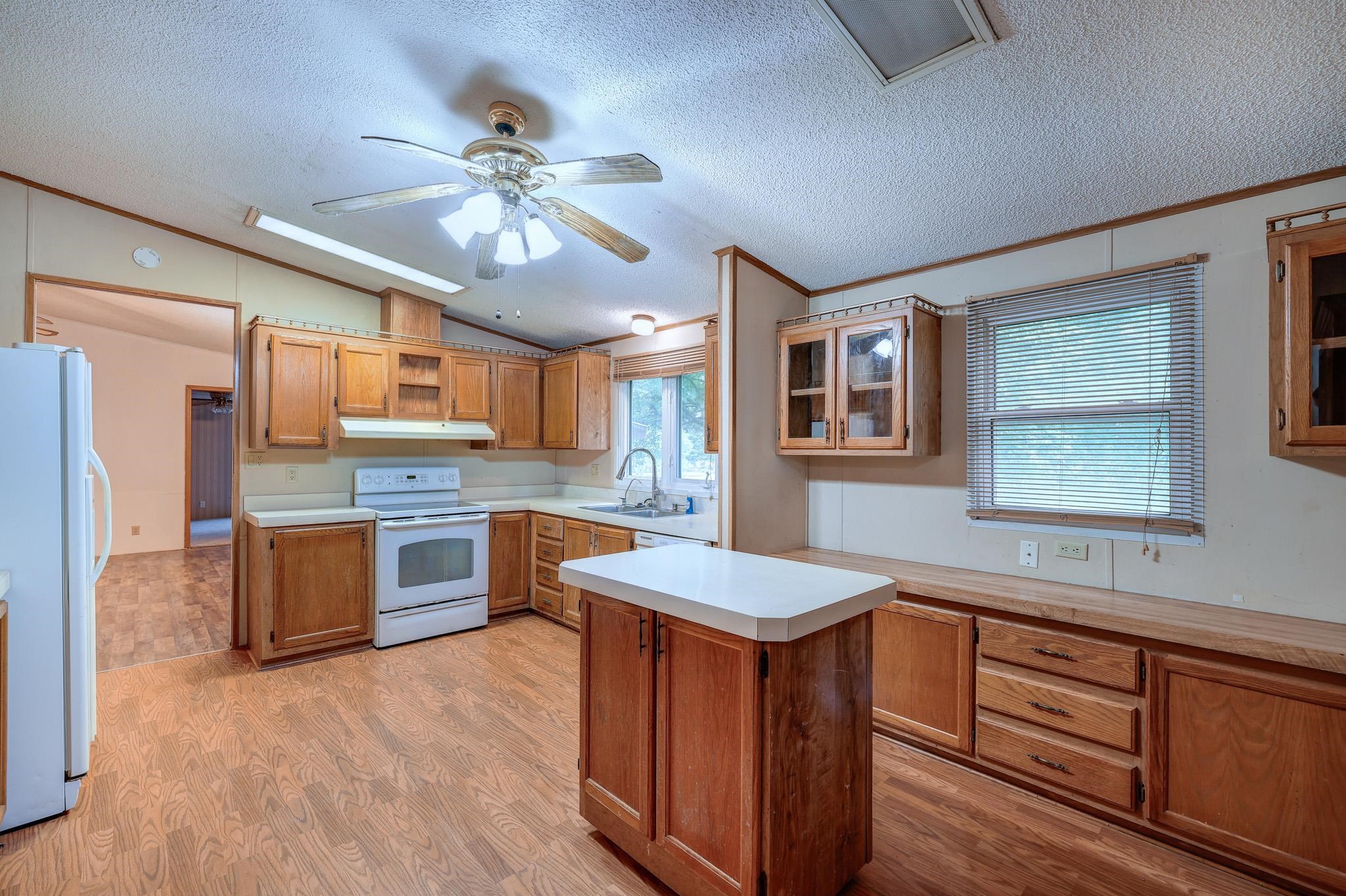 29406 97th Property Photo 9