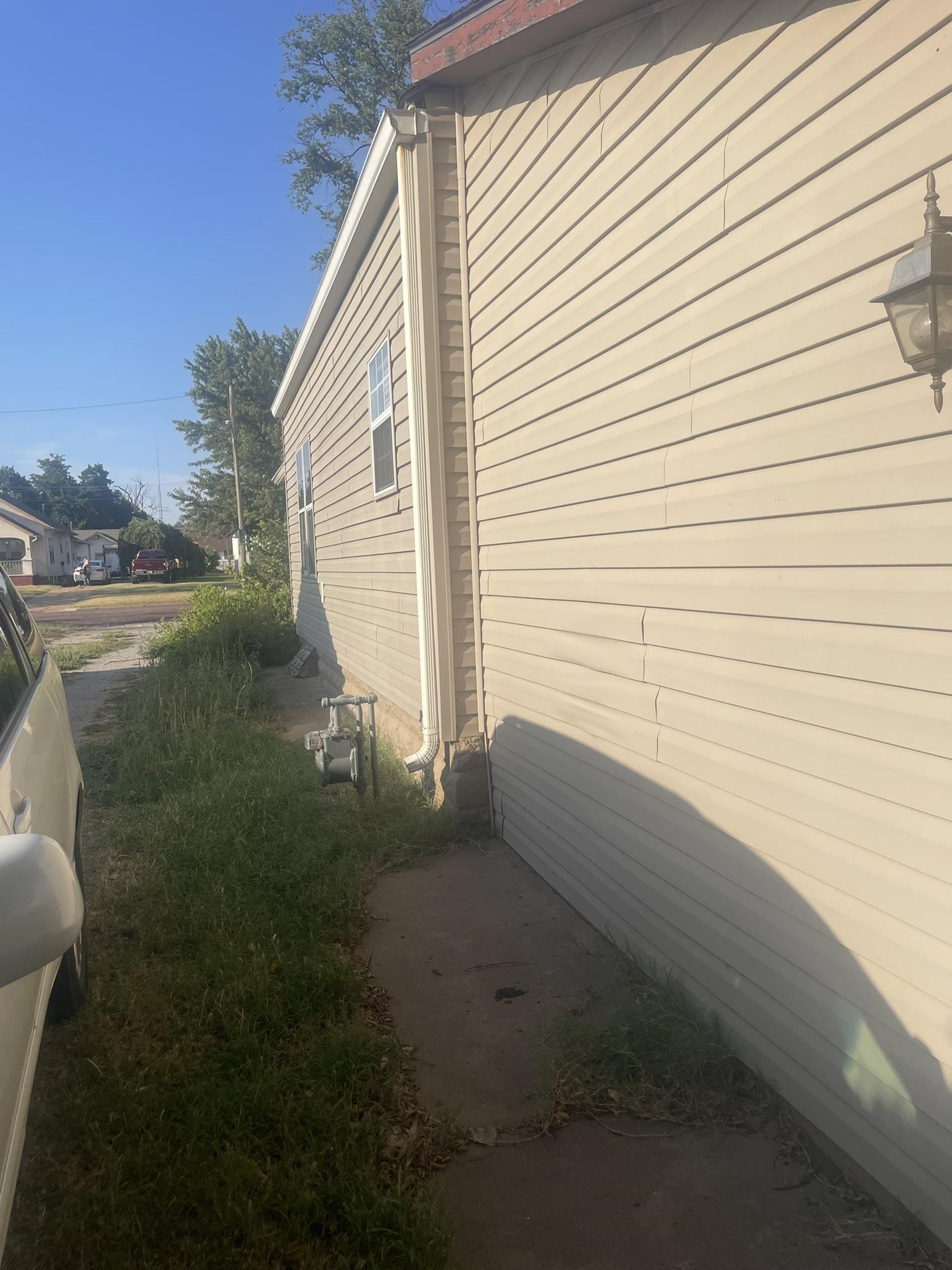 1107 Main Property Photo 4