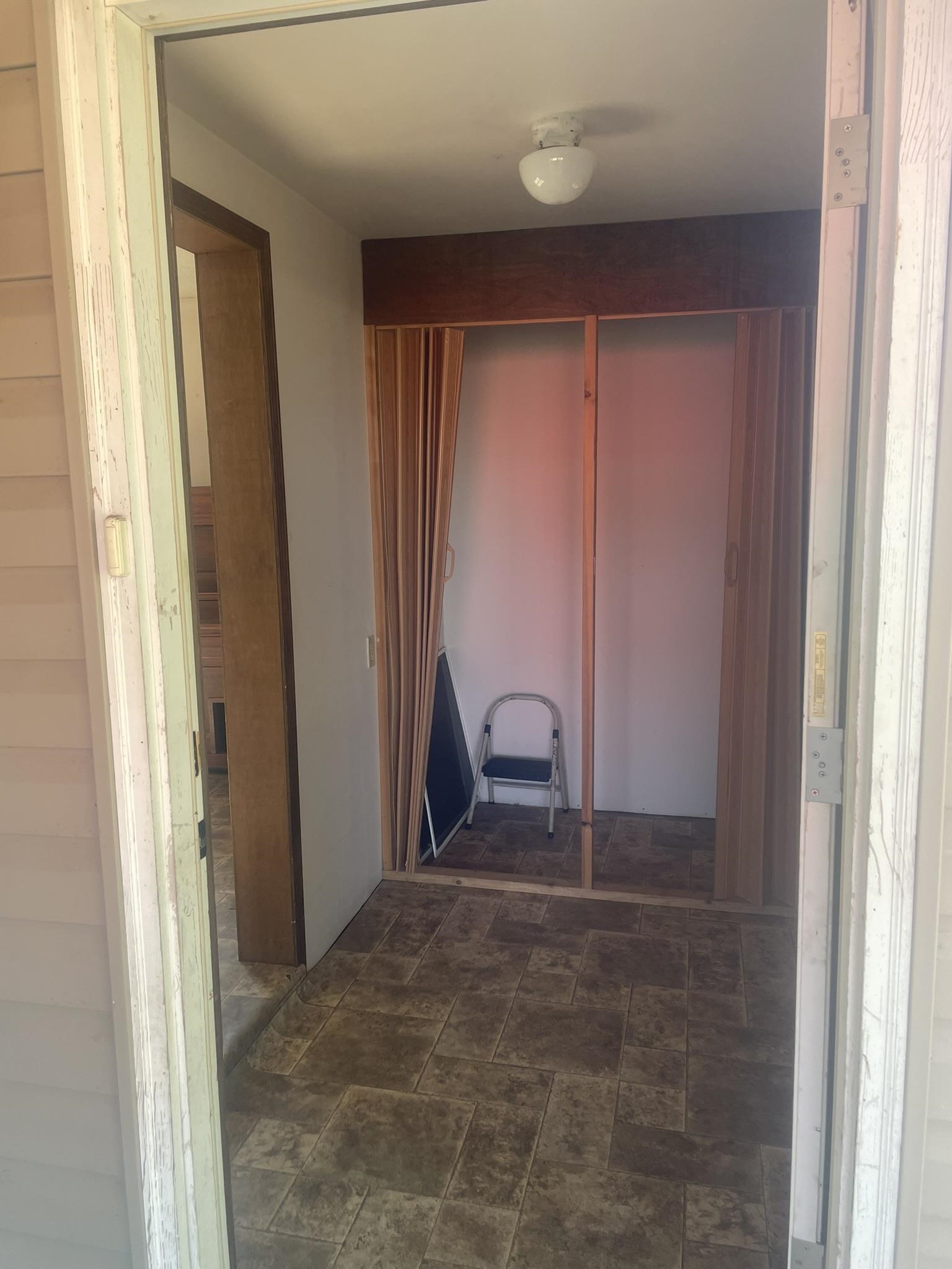 1107 Main Property Photo 5