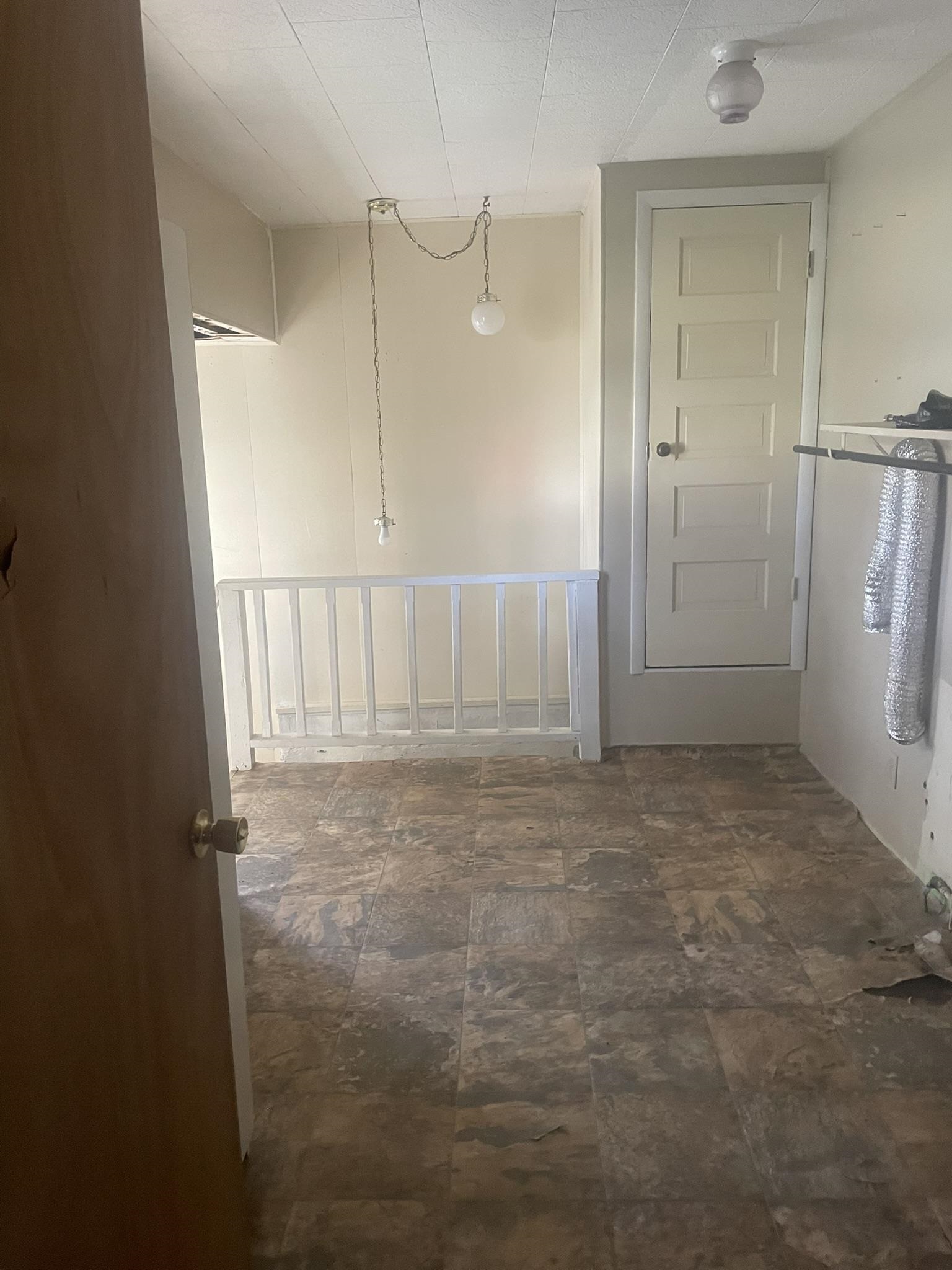 1107 Main Property Photo 13