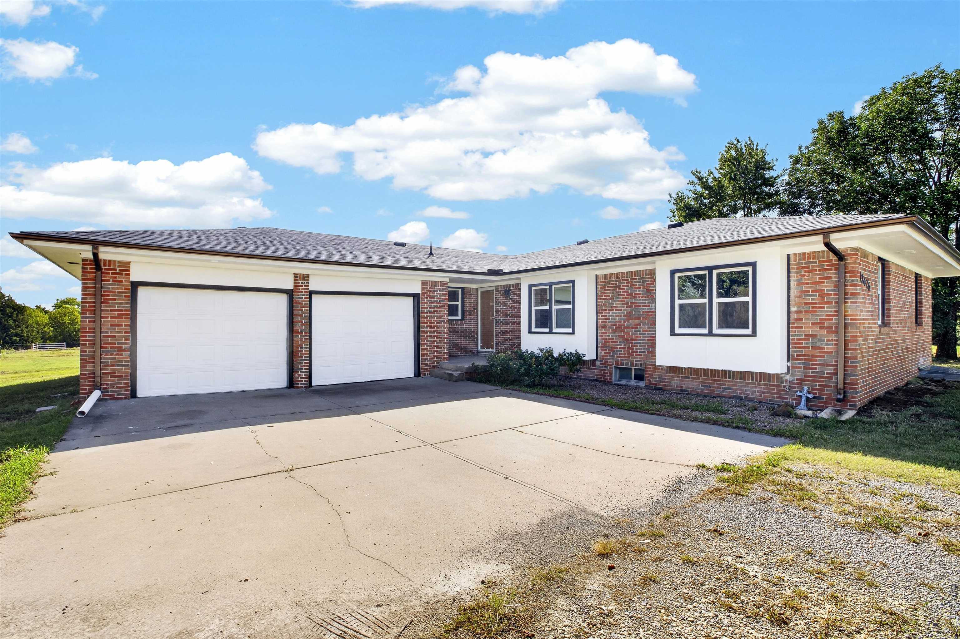 12626 Thunder Property Photo 2
