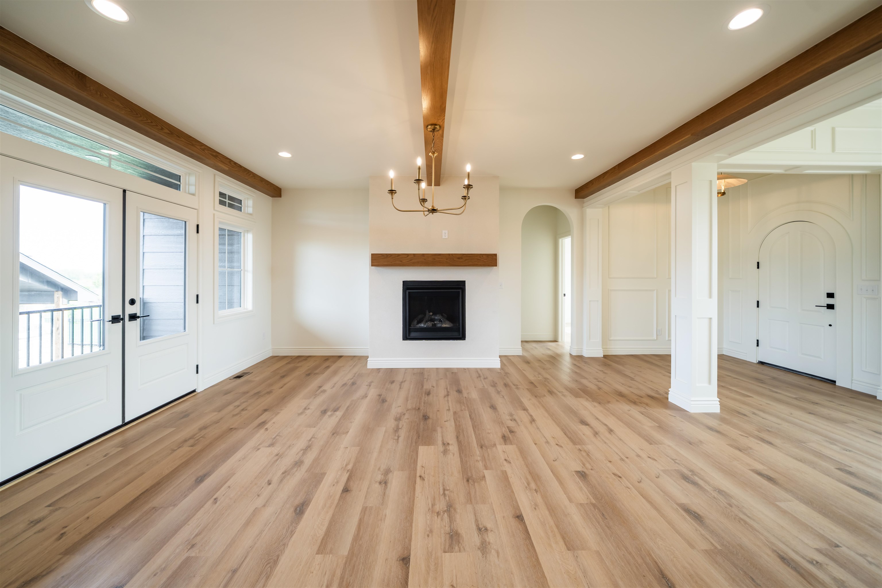 2013 N Clearstone St Property Photo 6