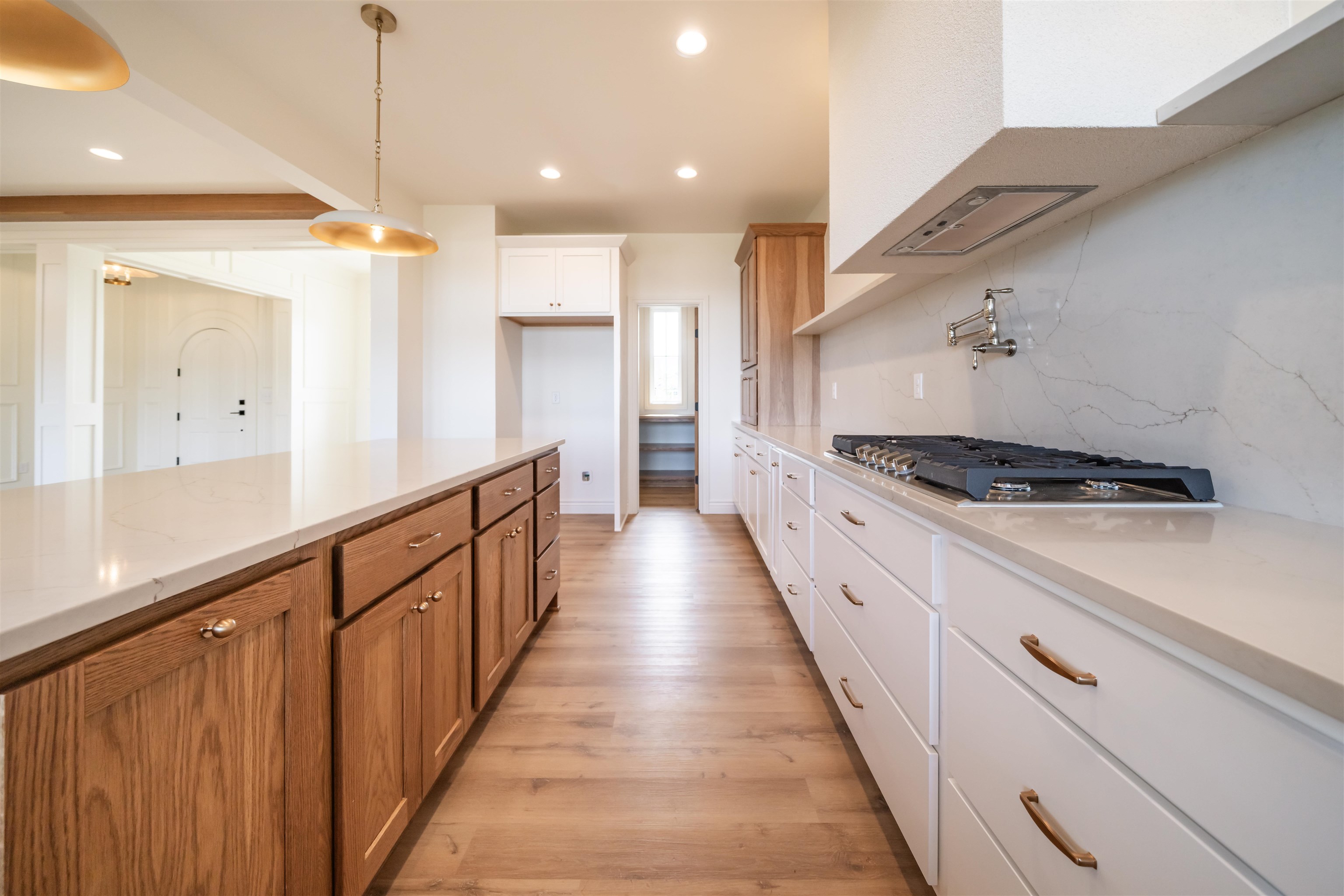 2013 N Clearstone St Property Photo 12