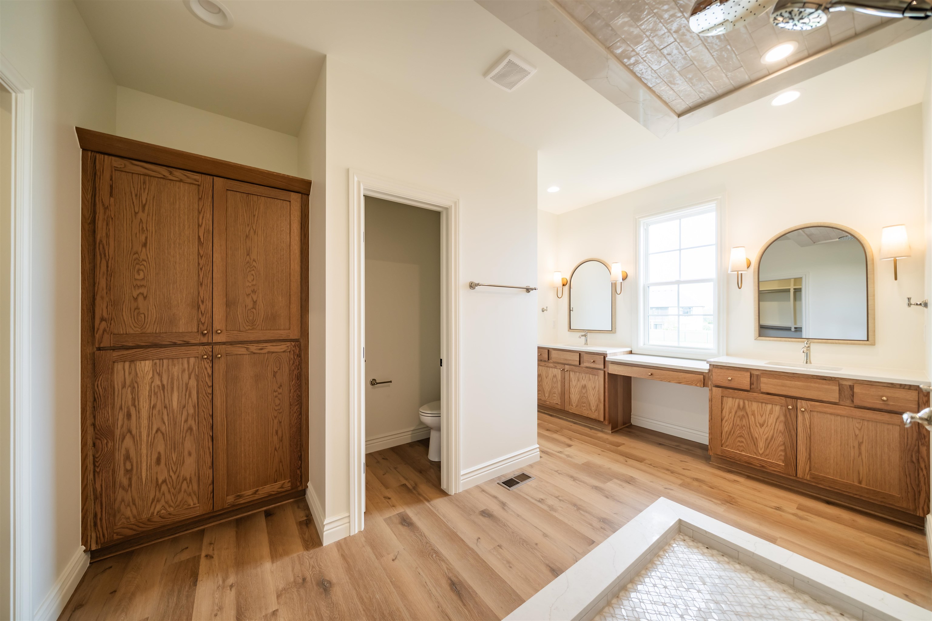 2013 N Clearstone St Property Photo 17