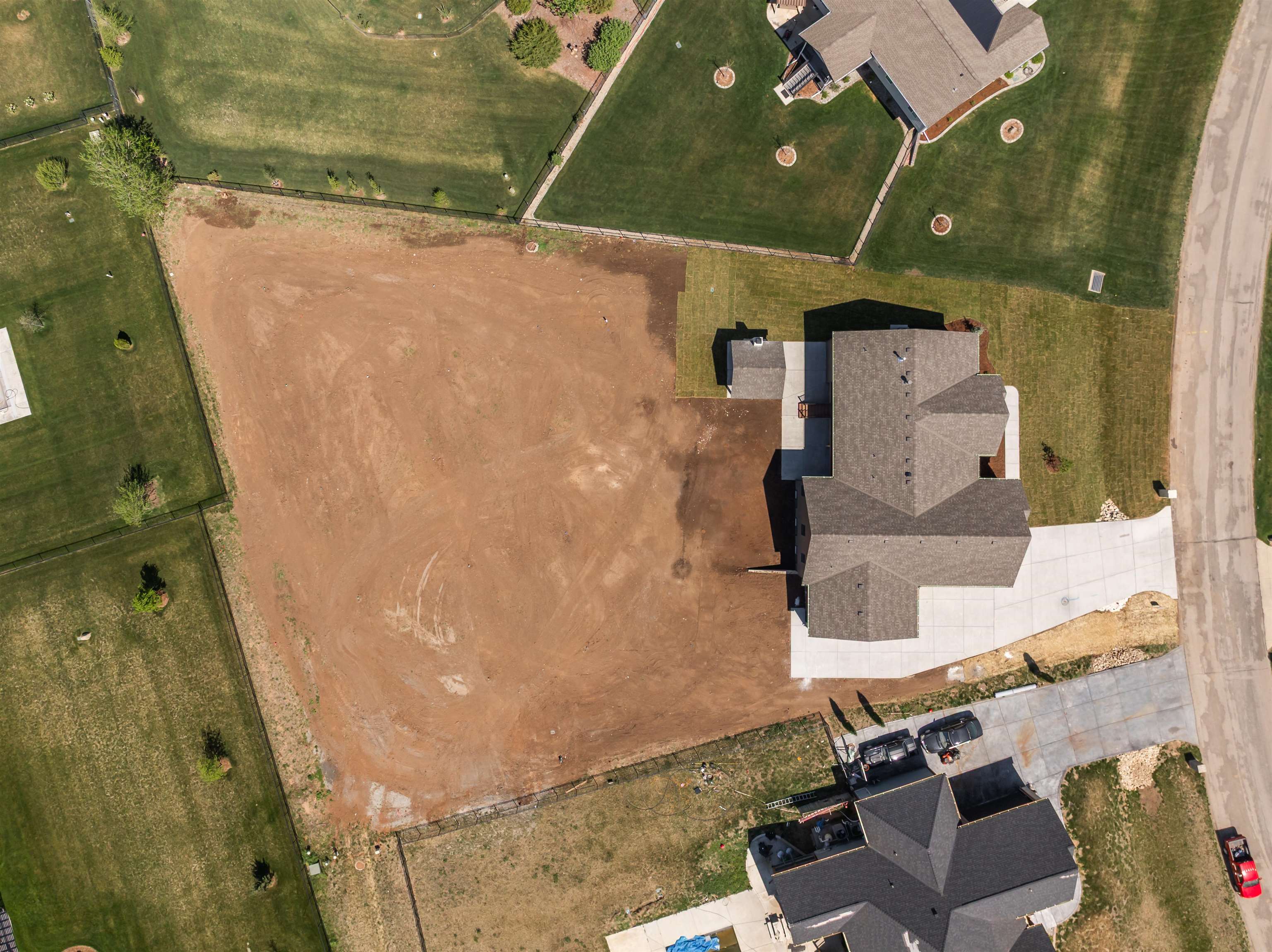 2013 N Clearstone St Property Photo 36