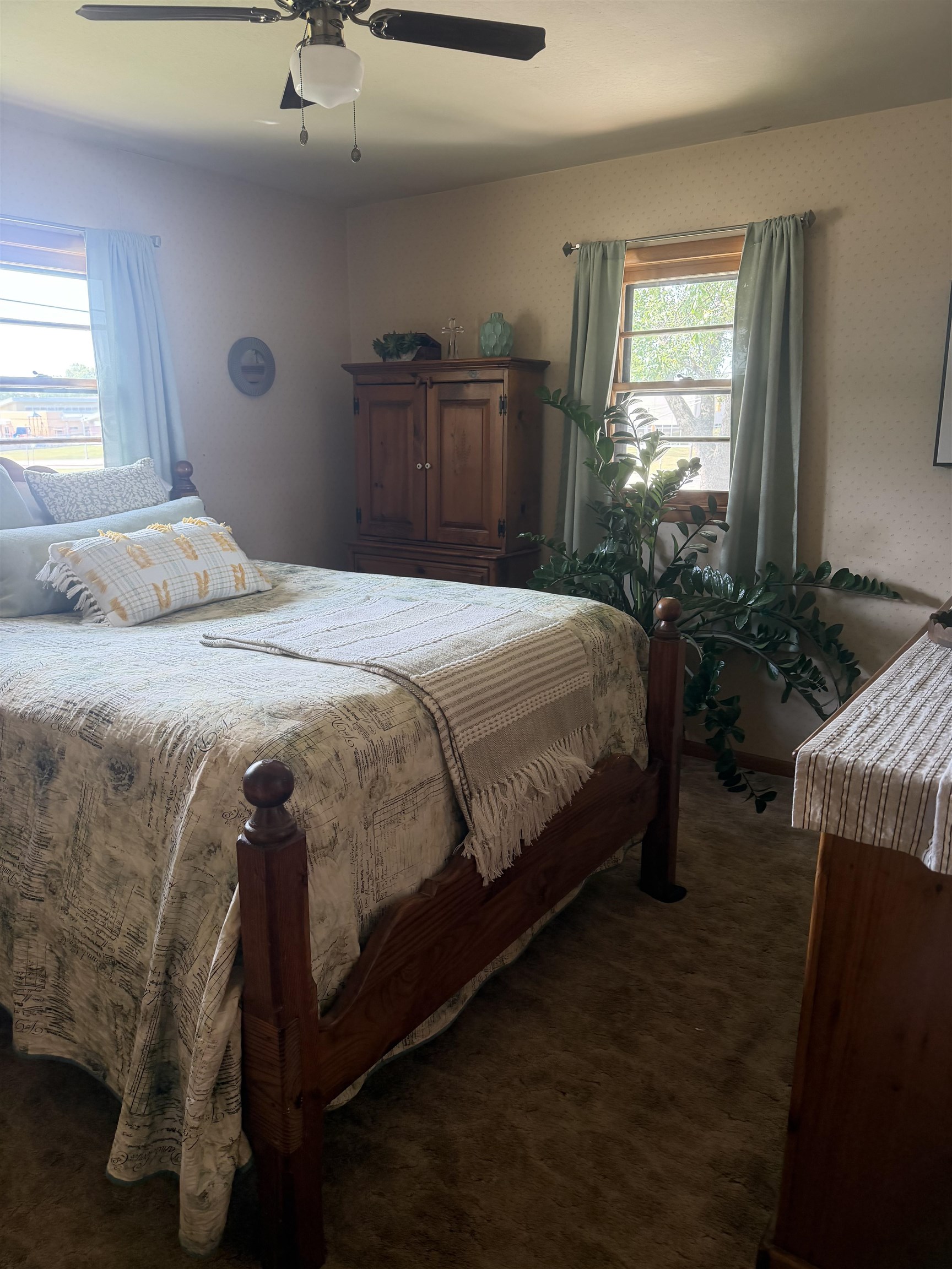 1404 W Towanda Property Photo 11
