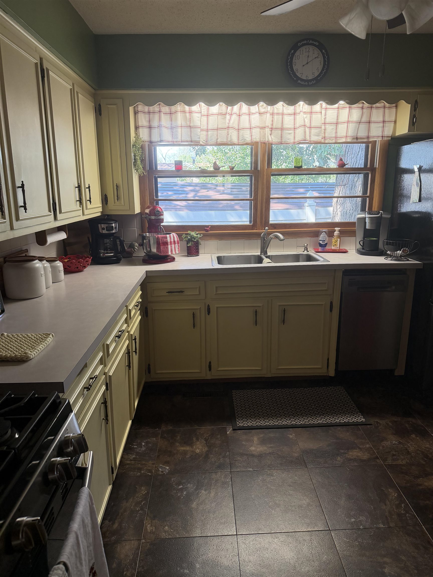 1404 W Towanda Property Photo 22