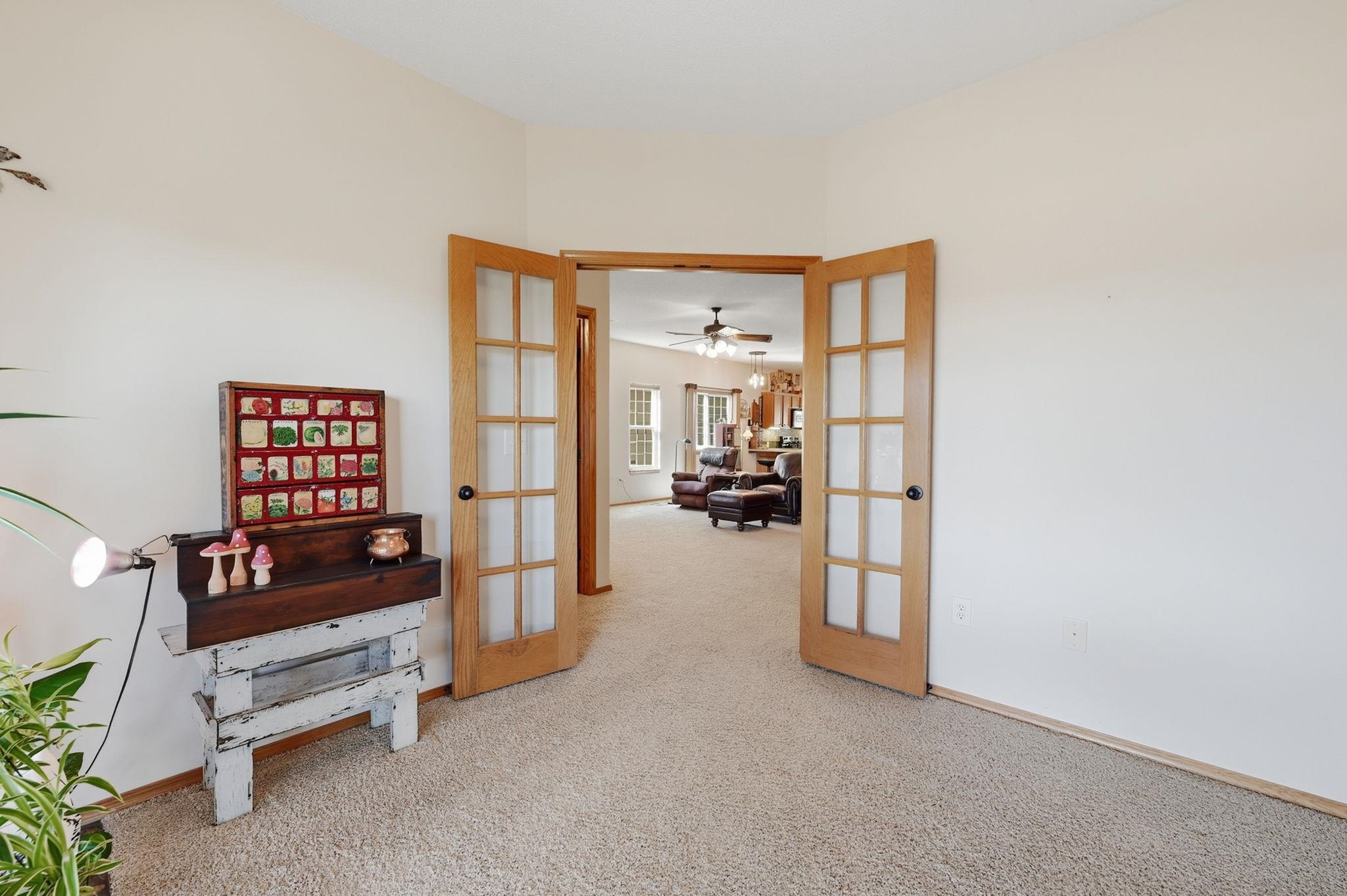 318 S Nineiron Property Photo 15