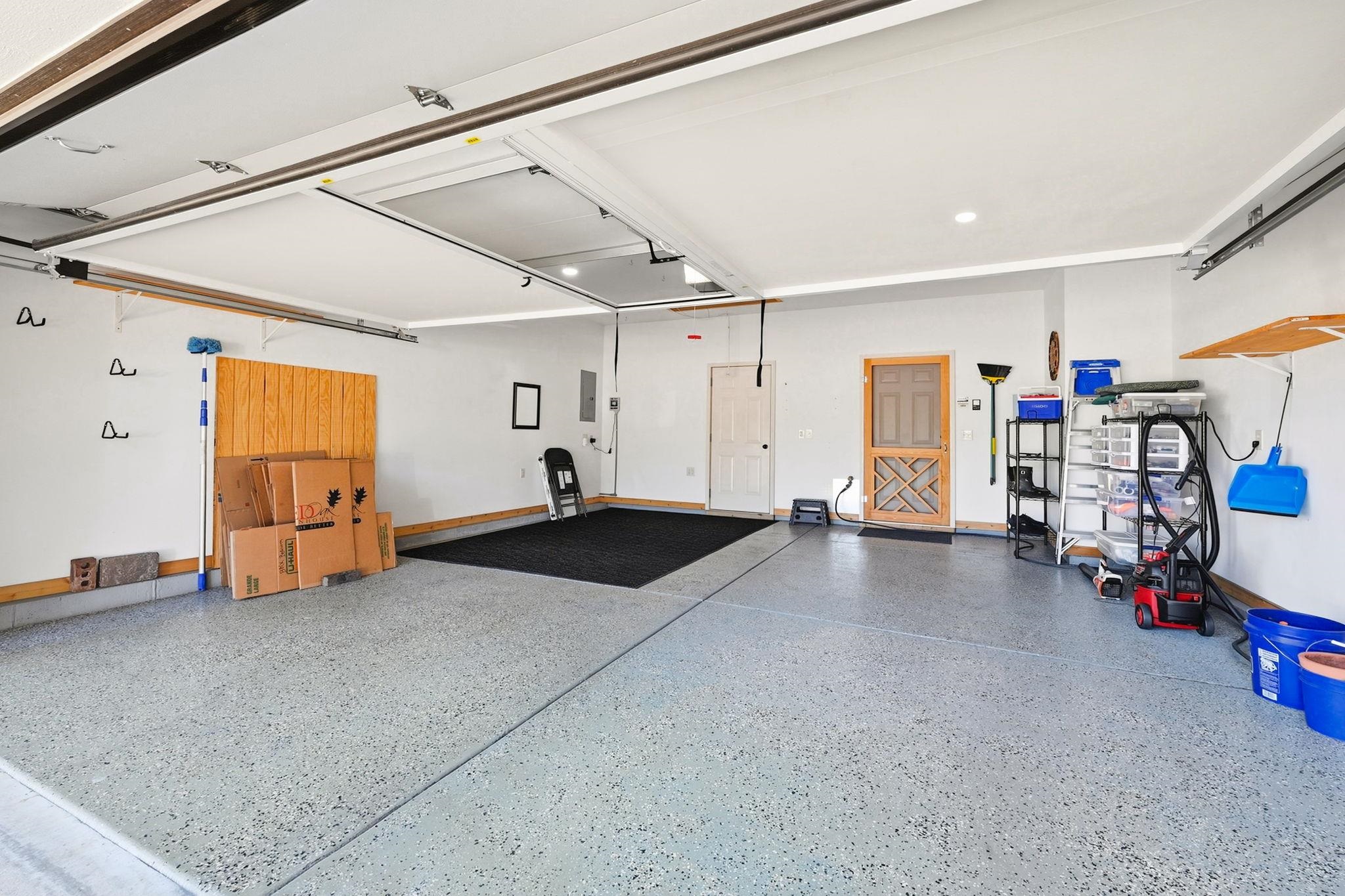 318 S Nineiron Property Photo 19