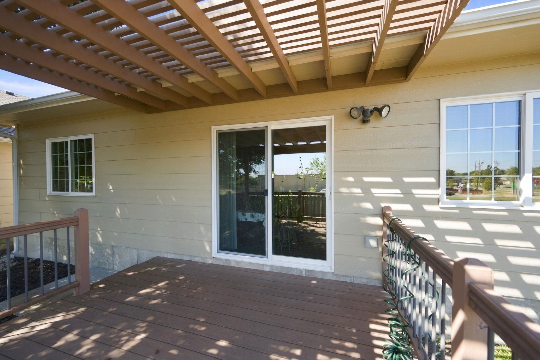 318 S Nineiron Property Photo 22