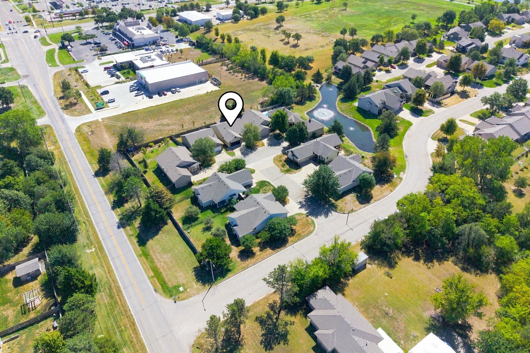318 S Nineiron Property Photo 23
