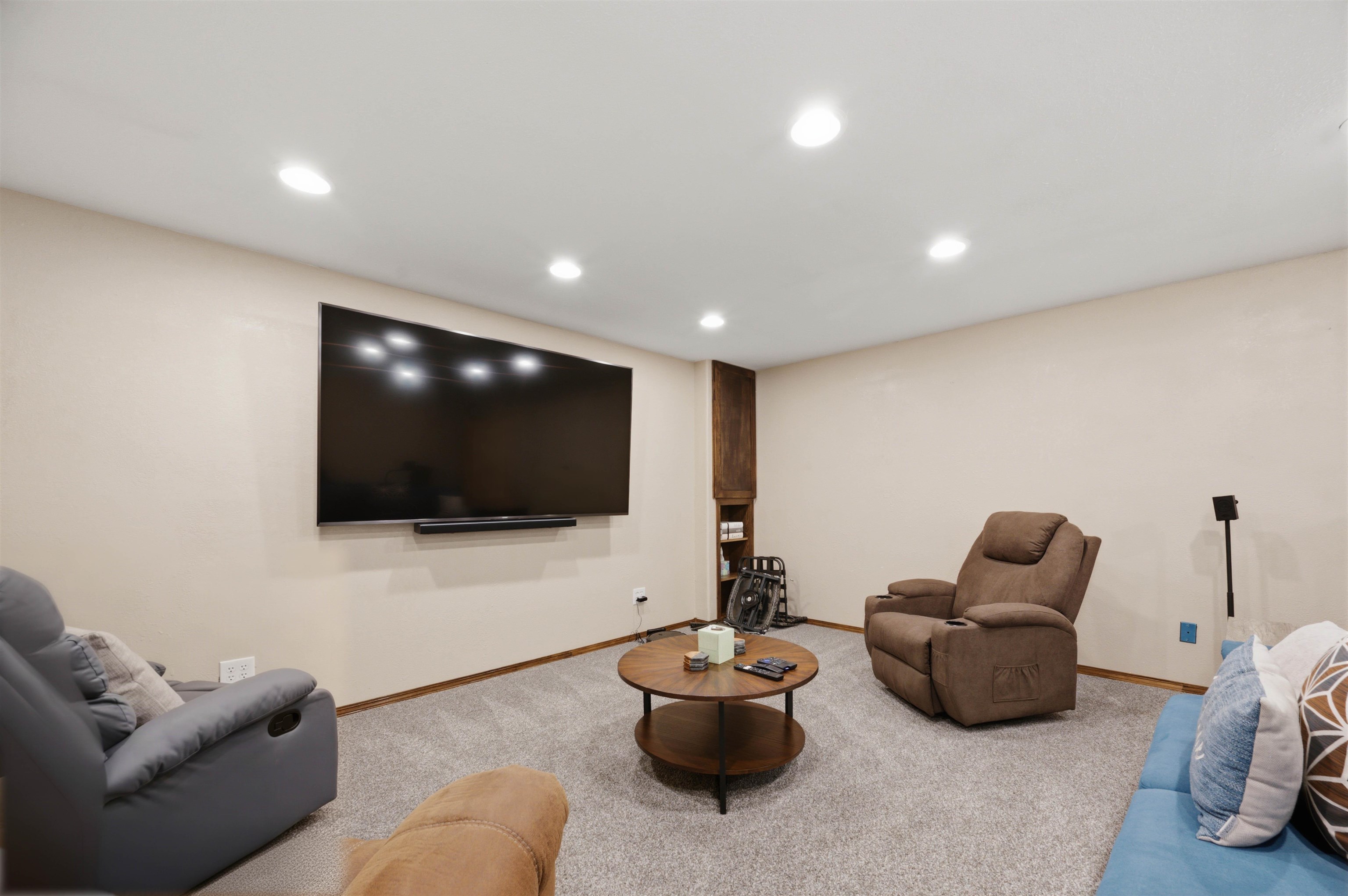 1535 N Kentucky Ln Property Photo 21
