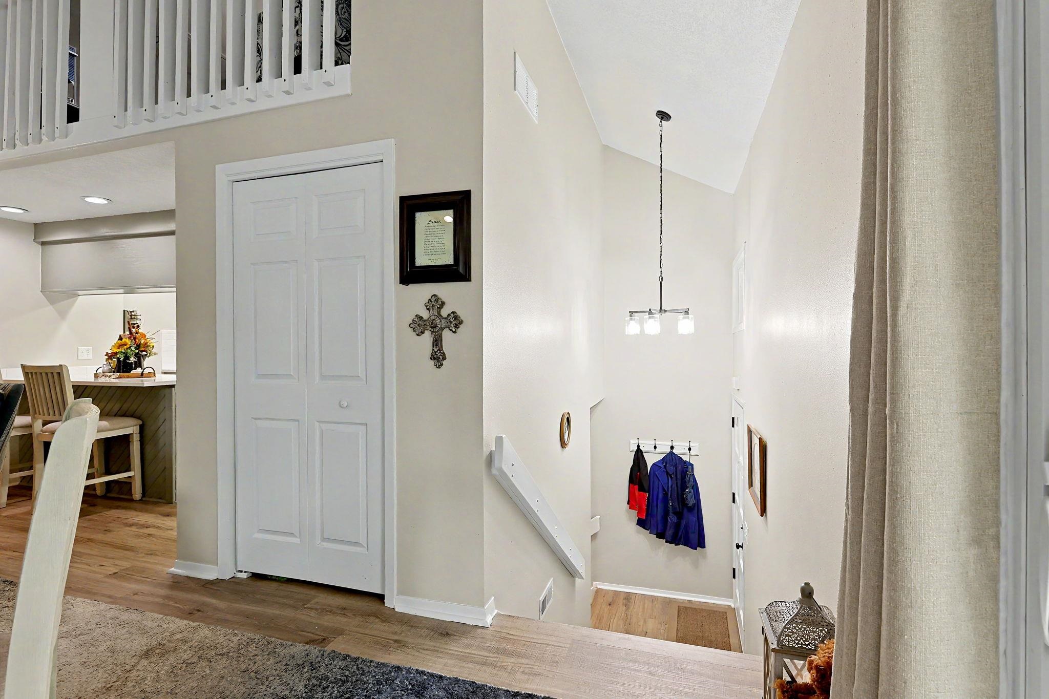 2421 S Yellowstone Unit 1804 Property Photo 23