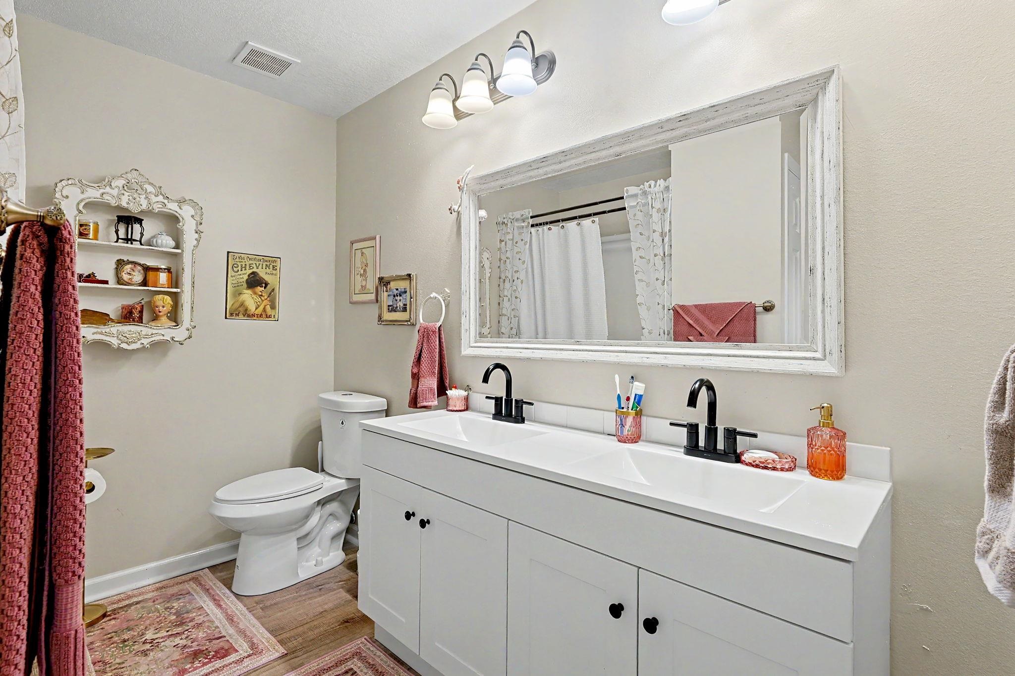 2421 S Yellowstone Unit 1804 Property Photo 26