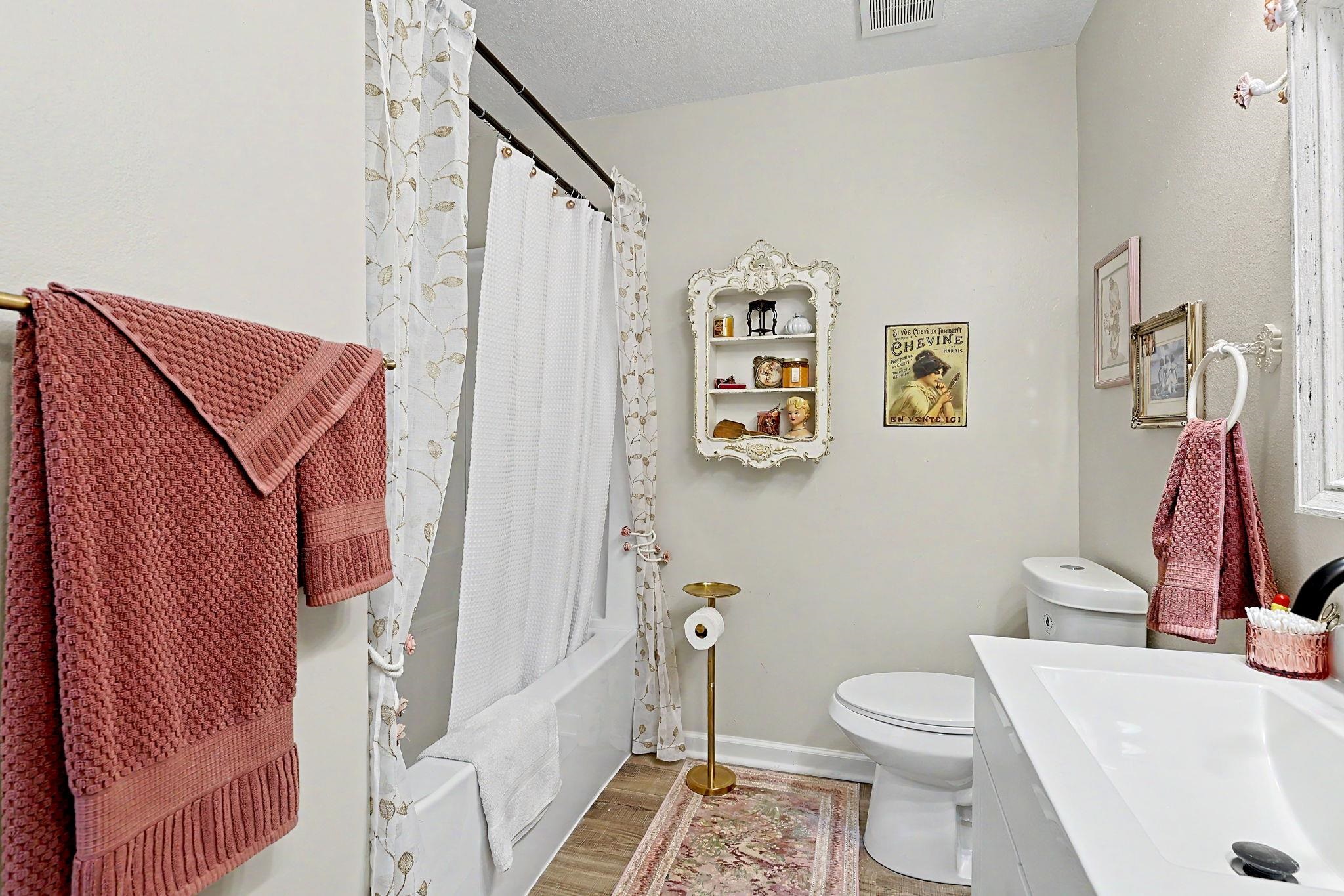 2421 S Yellowstone Unit 1804 Property Photo 27