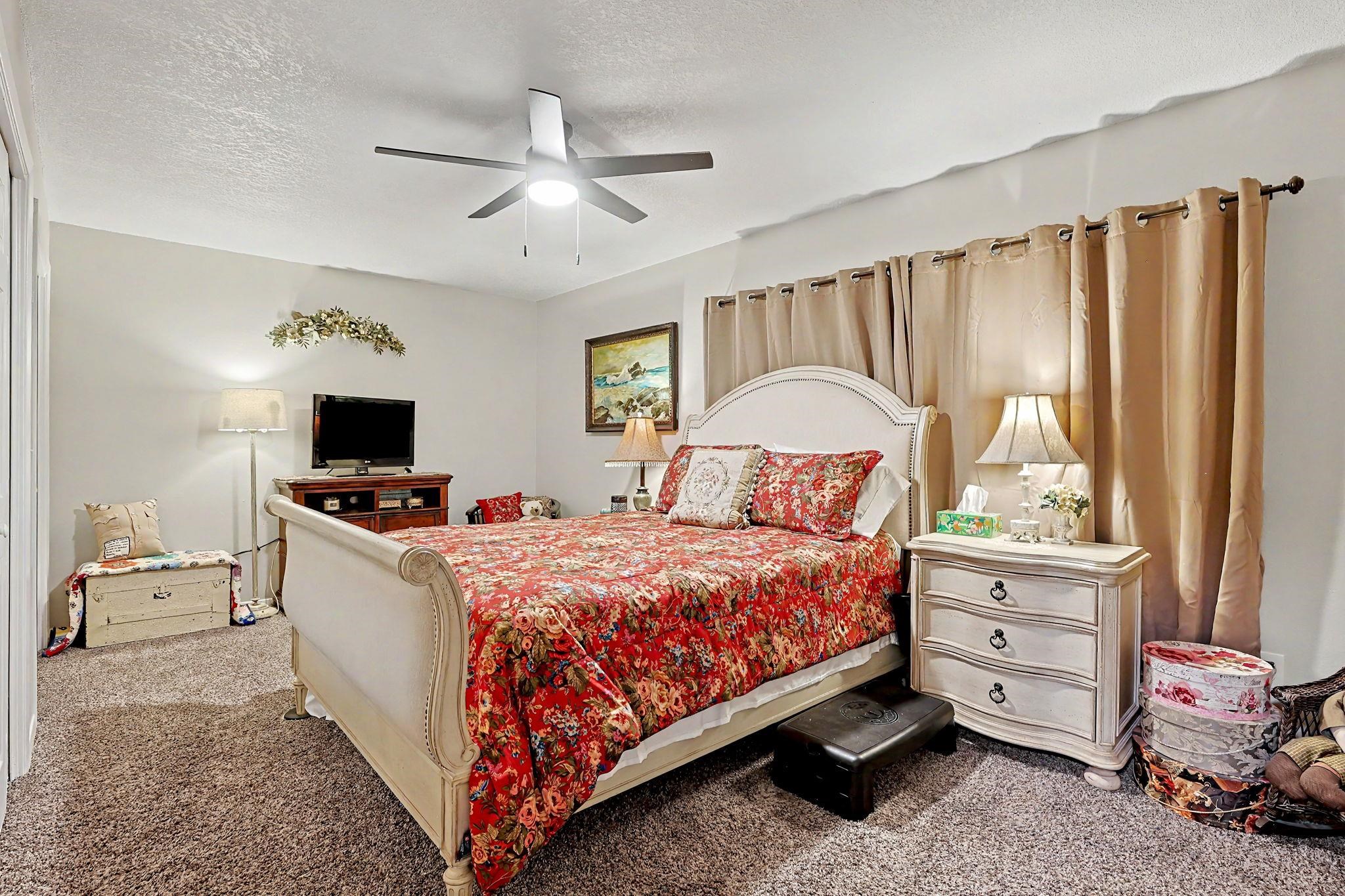 2421 S Yellowstone Unit 1804 Property Photo 29