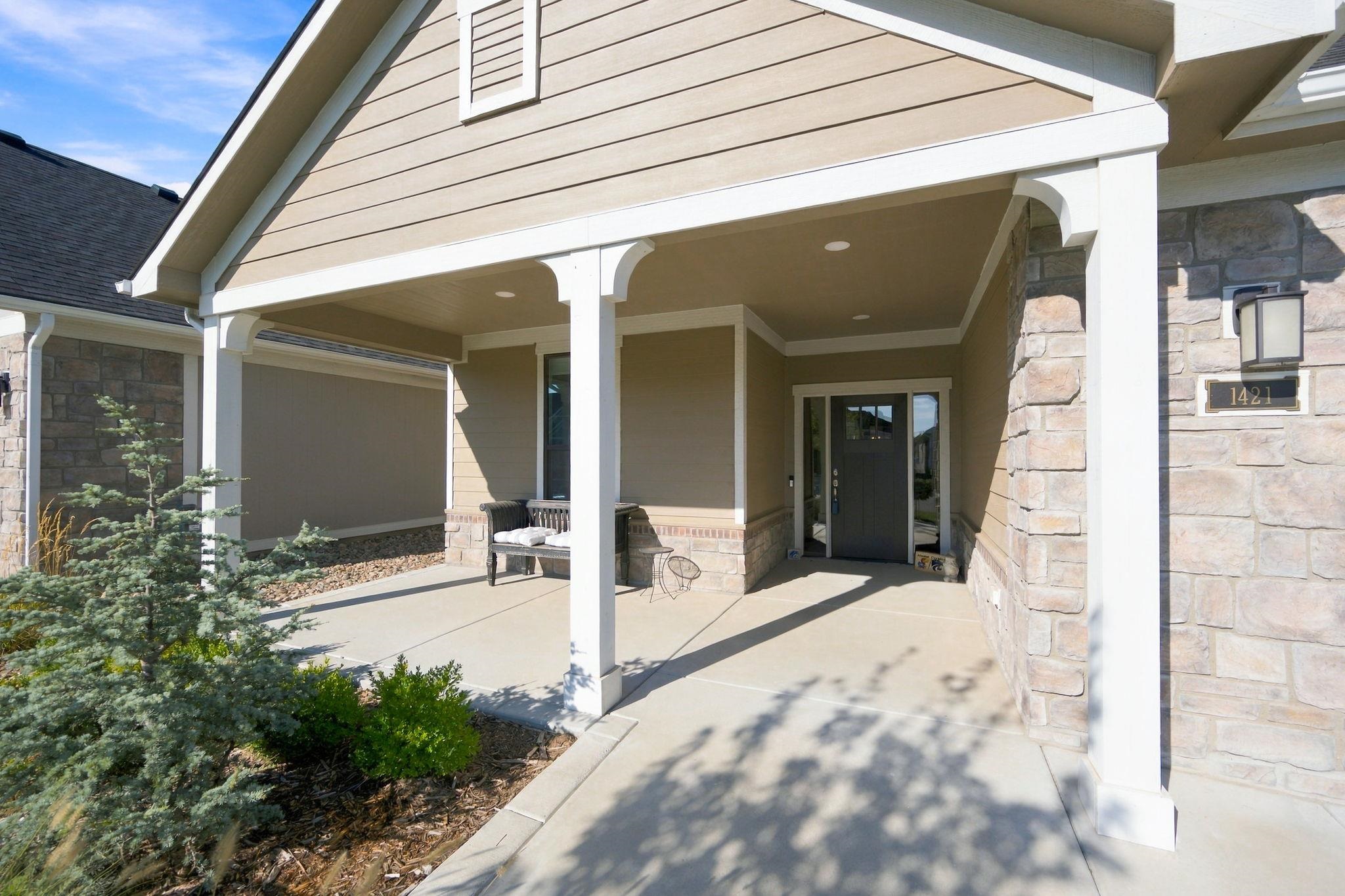 1421 S Monument St Property Photo 3