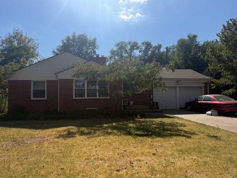 5605 E Rockwood Rd Property Photo 2