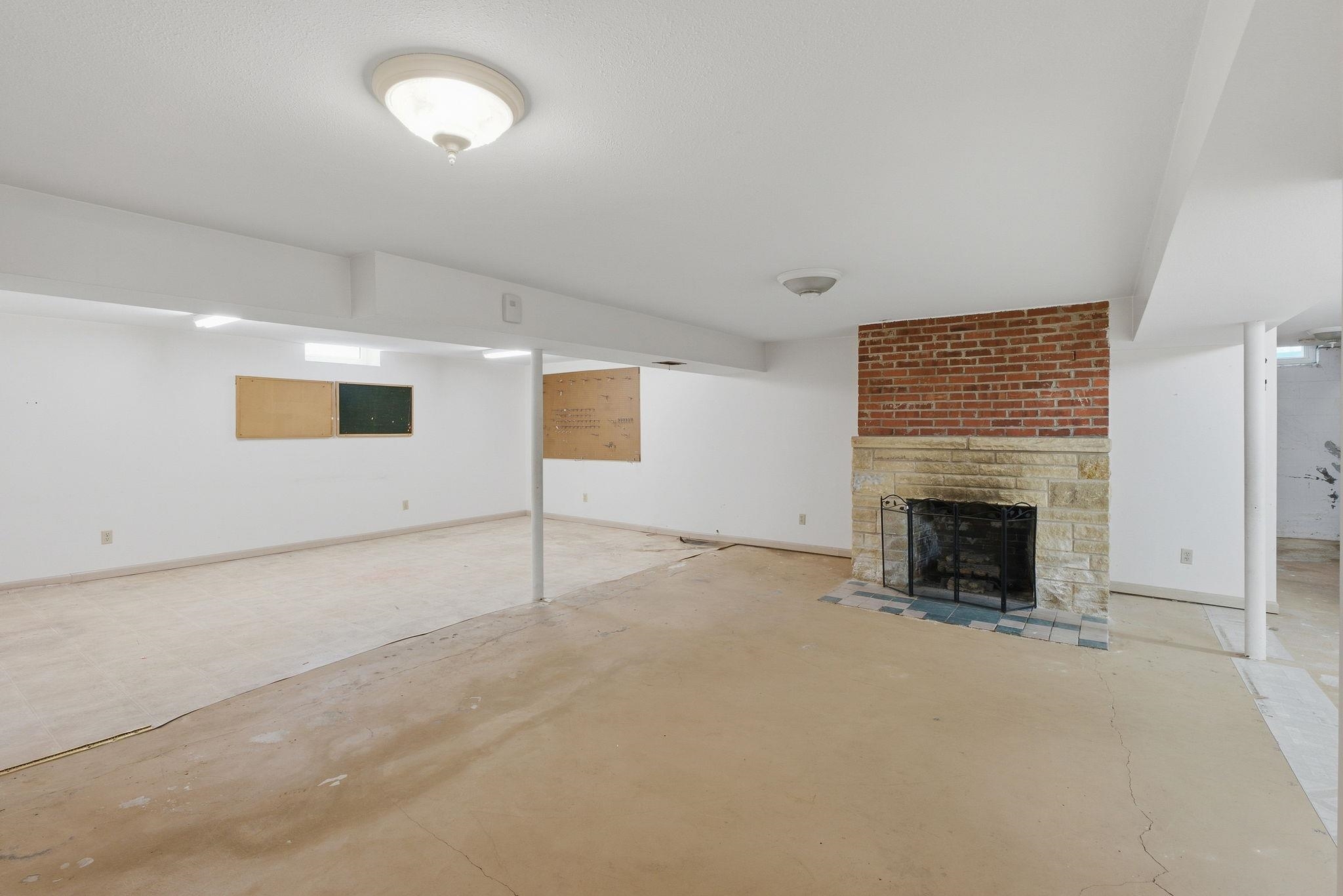 5605 E Rockwood Rd Property Photo 21