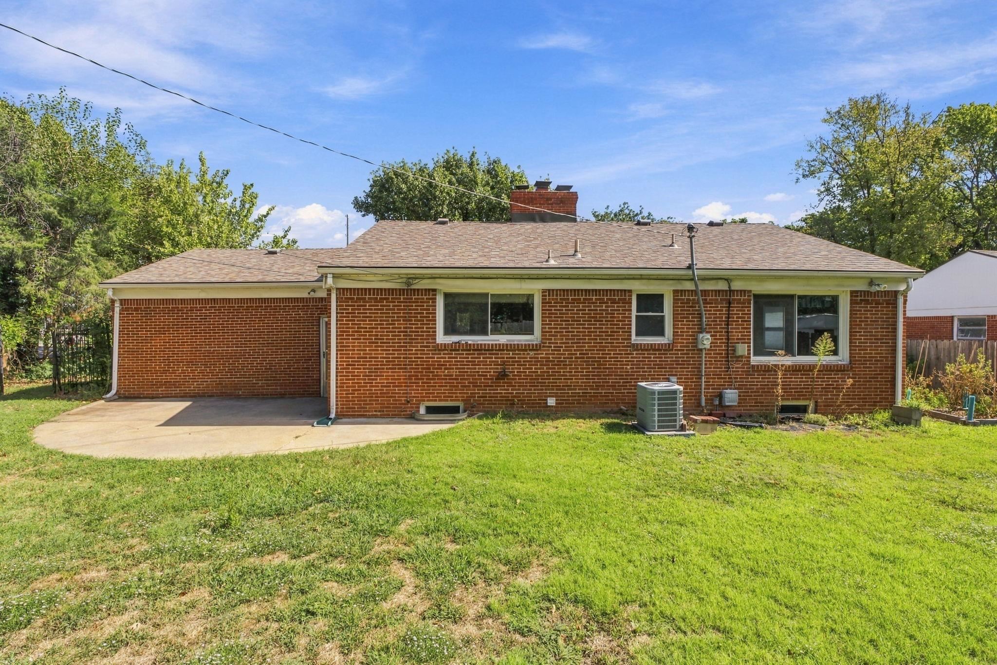 5605 E Rockwood Rd Property Photo 29