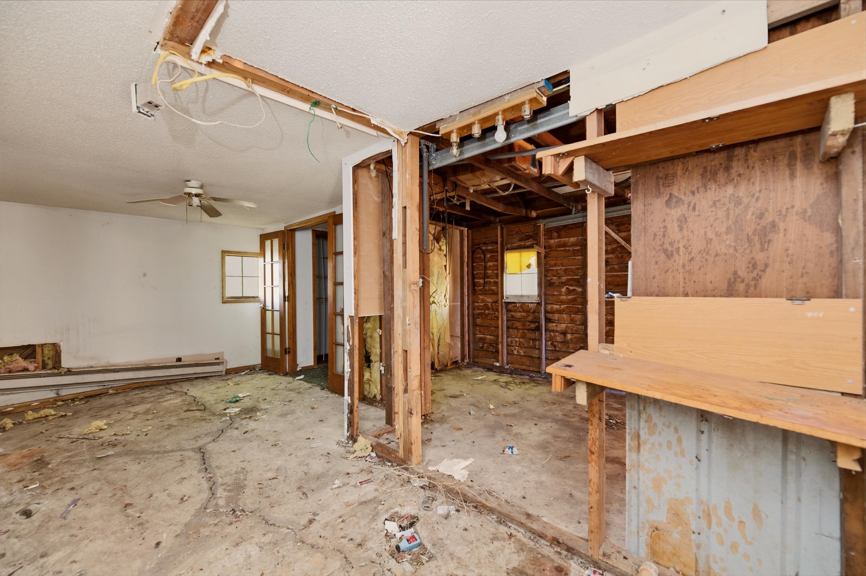 2027 S Madison Ave Property Photo 22