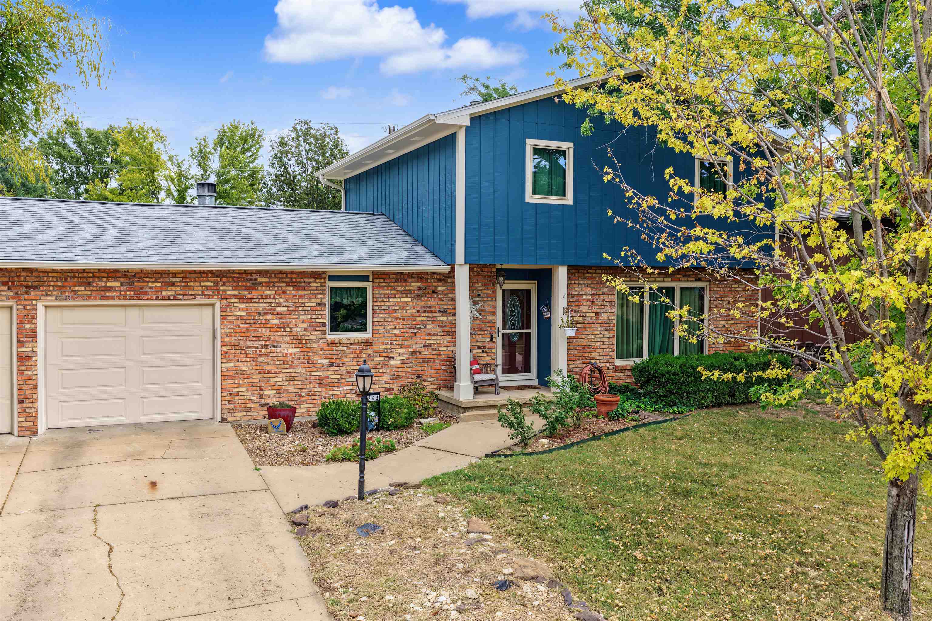 243 Seitz Dr. Property Photo 1