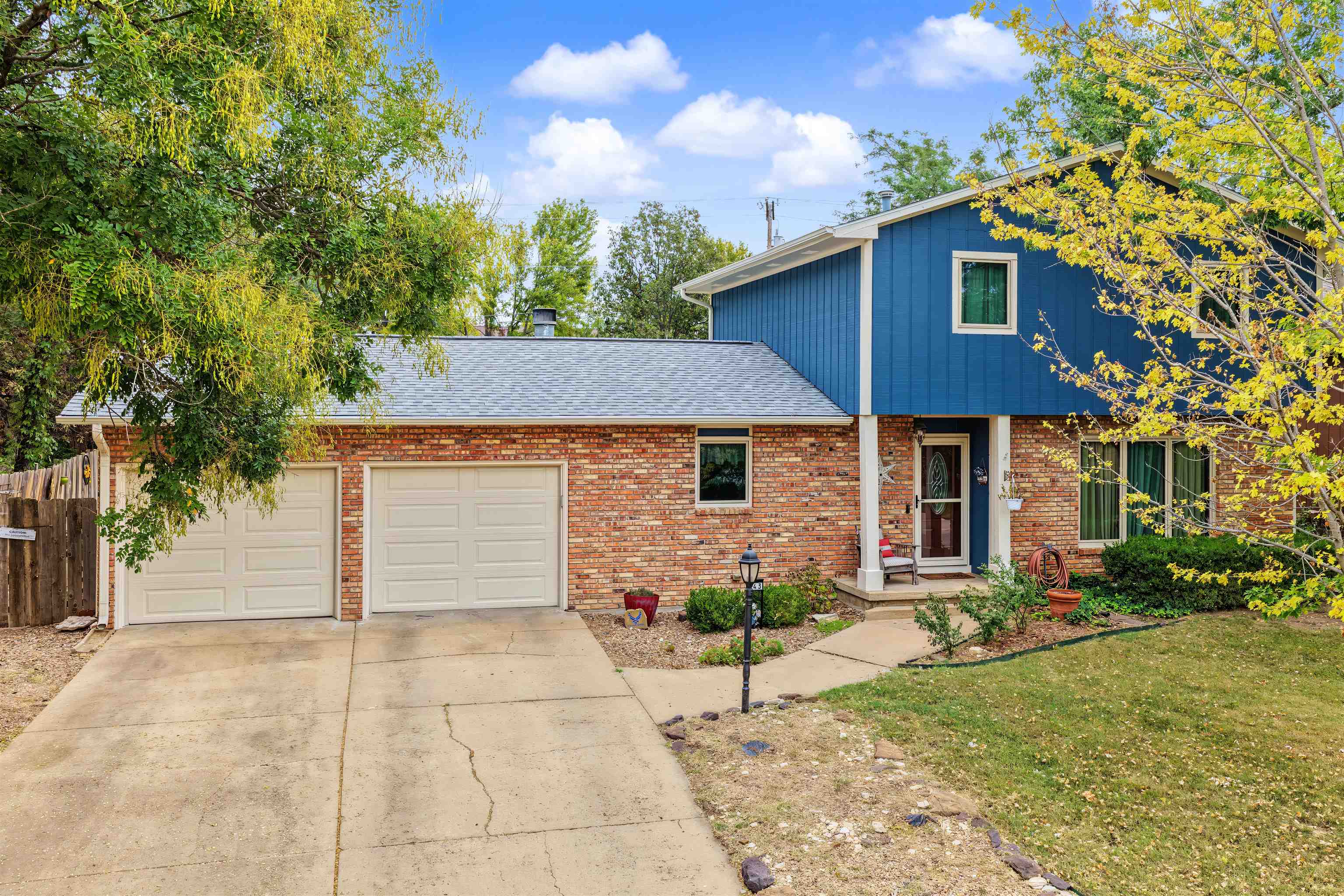 243 Seitz Dr. Property Photo 2