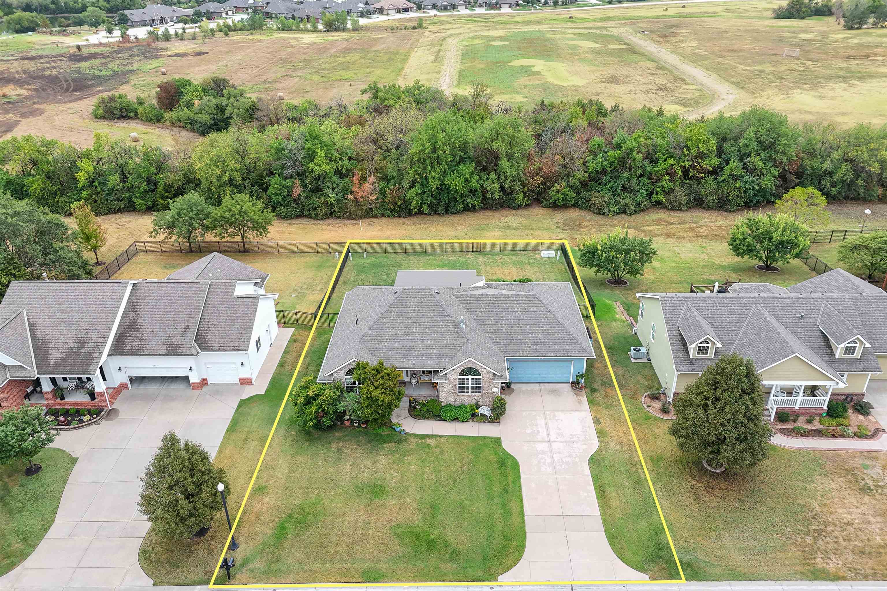 6703 E Summerside Pl Property Photo 1
