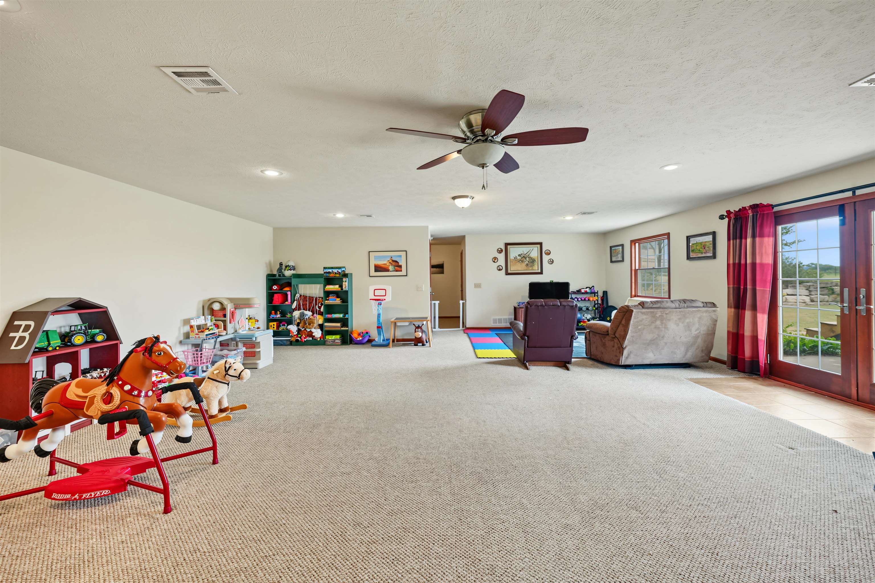 2418 Flag Rd Property Photo 18