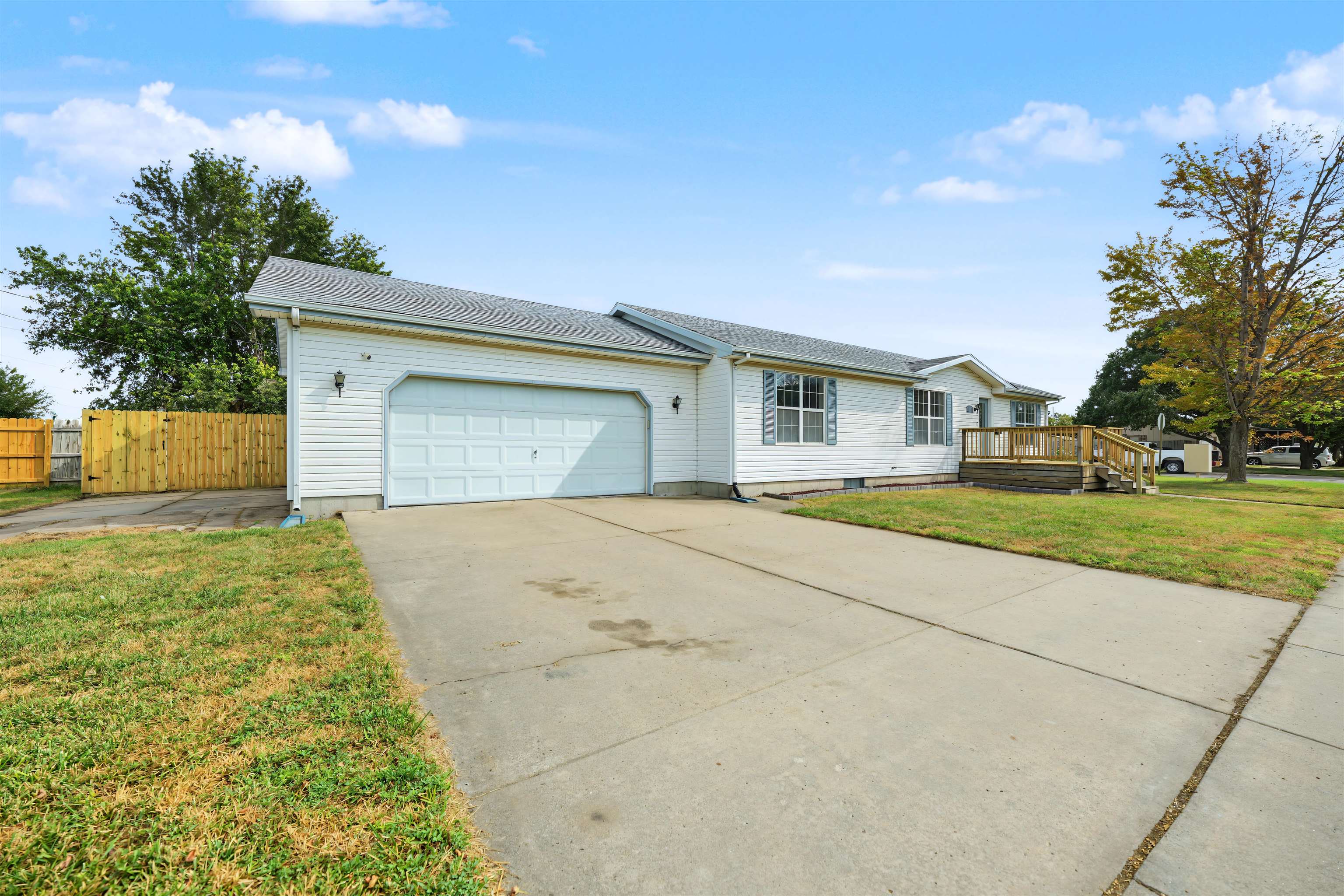3045 Marcella Dr. Property Photo 1