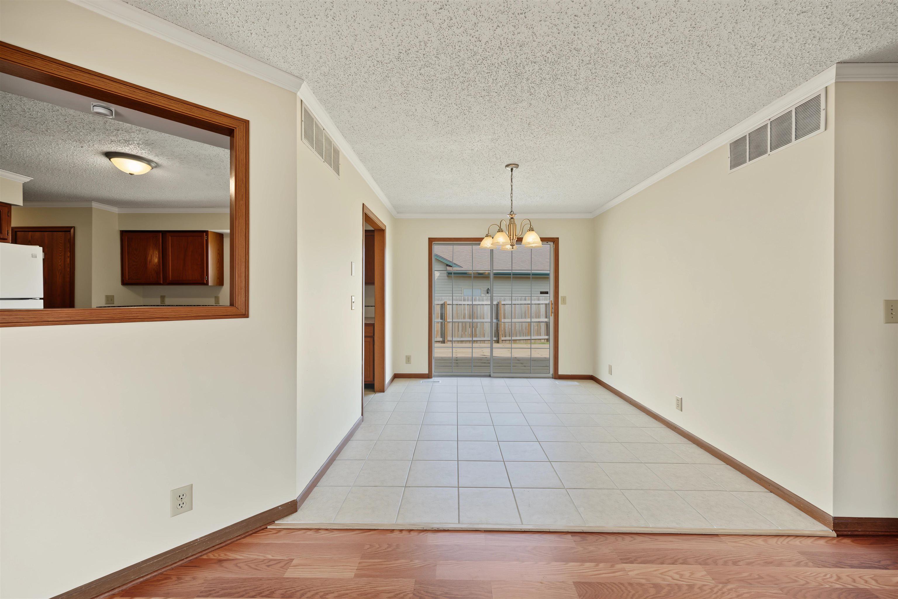 3045 Marcella Dr. Property Photo 7