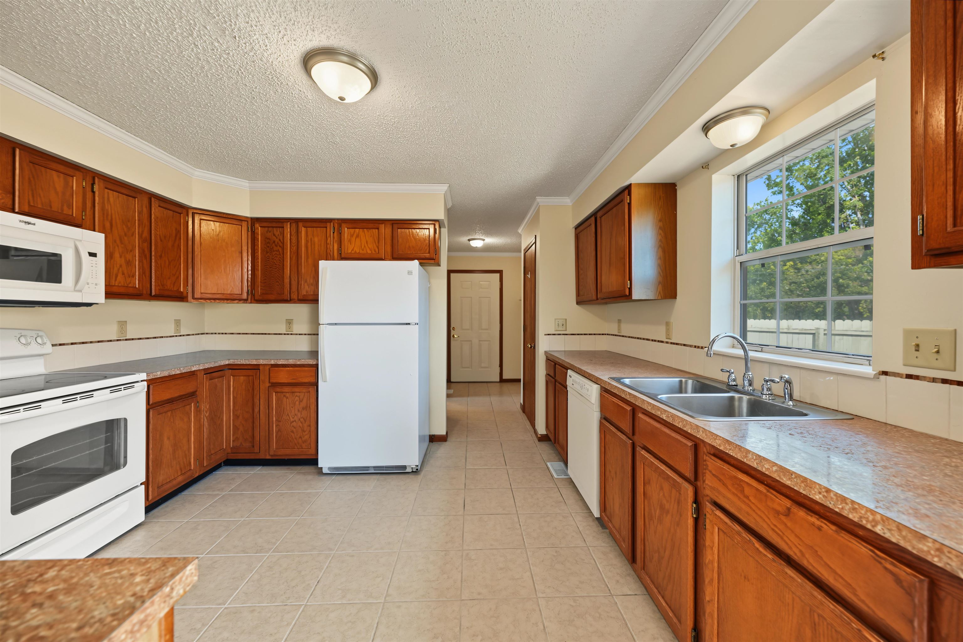 3045 Marcella Dr. Property Photo 9