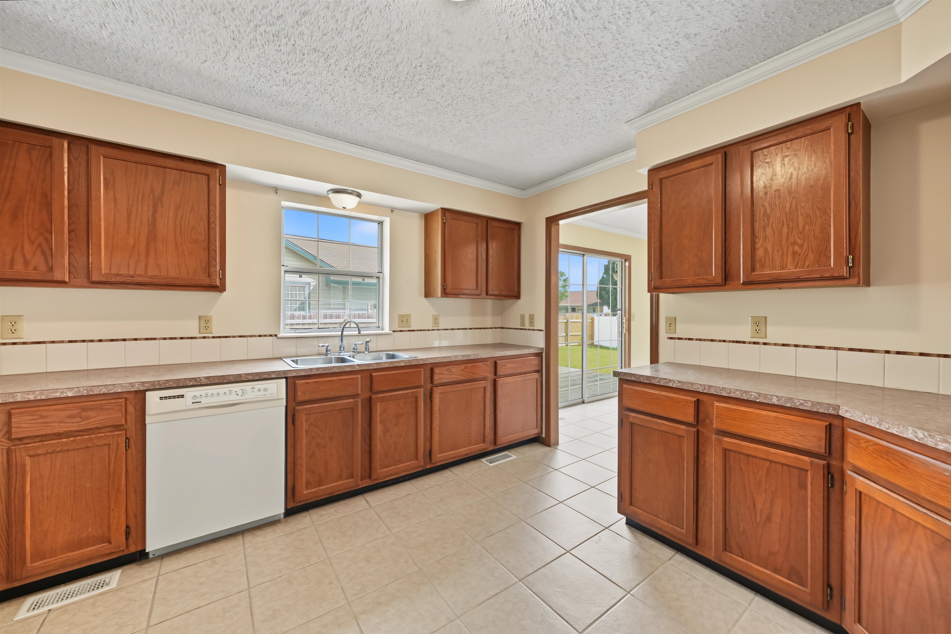3045 Marcella Dr. Property Photo 11