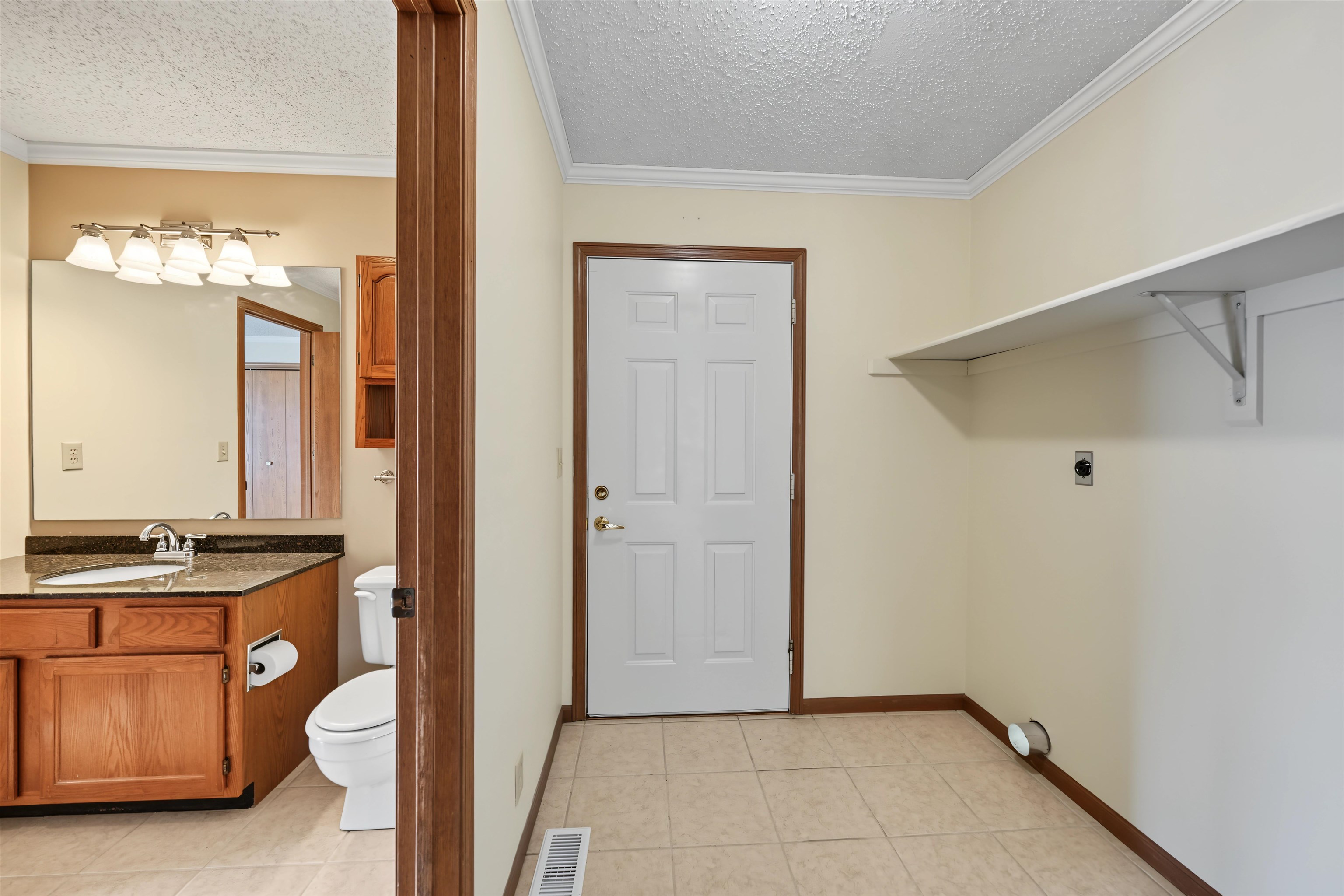 3045 Marcella Dr. Property Photo 13
