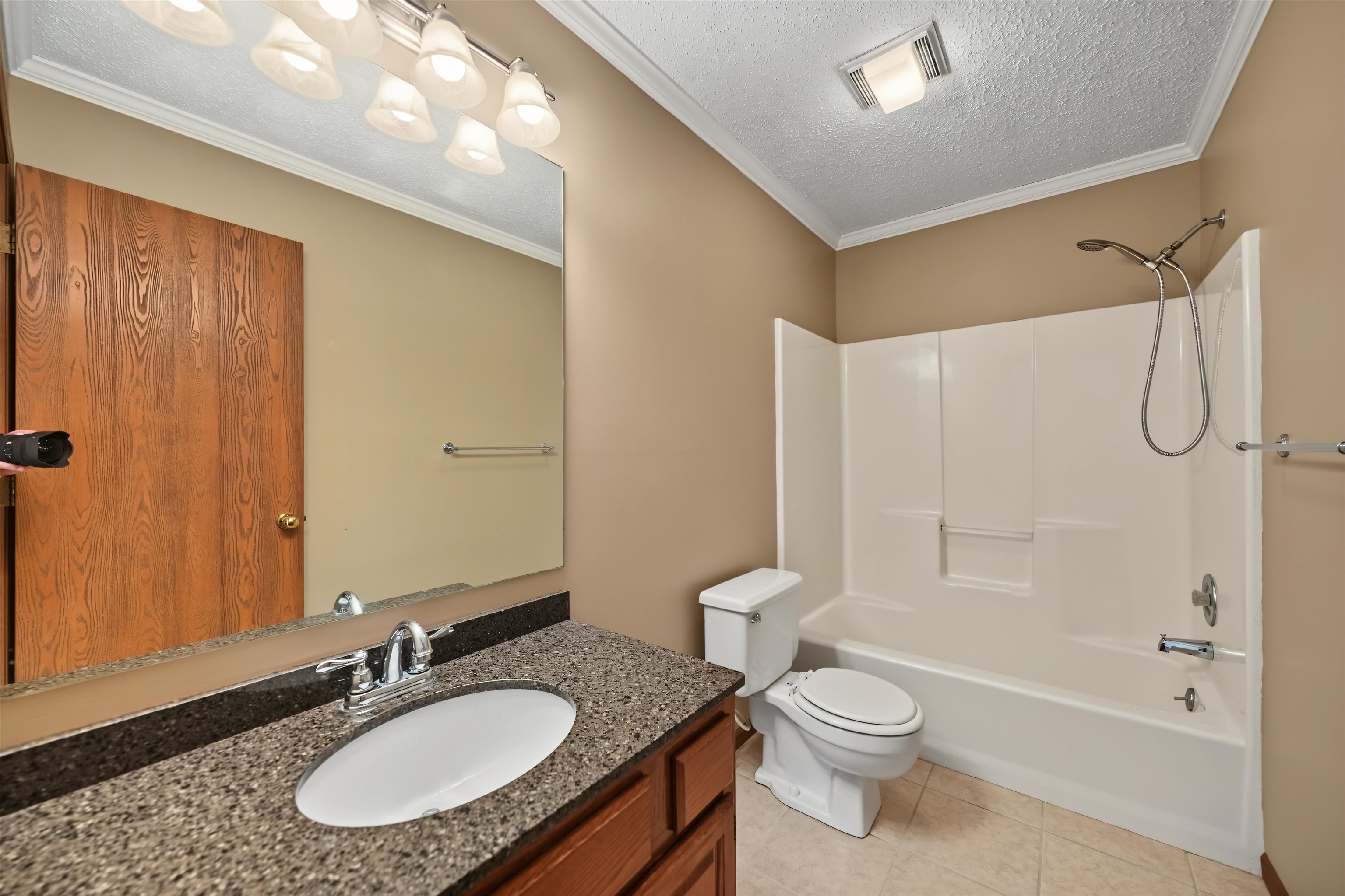 3045 Marcella Dr. Property Photo 15