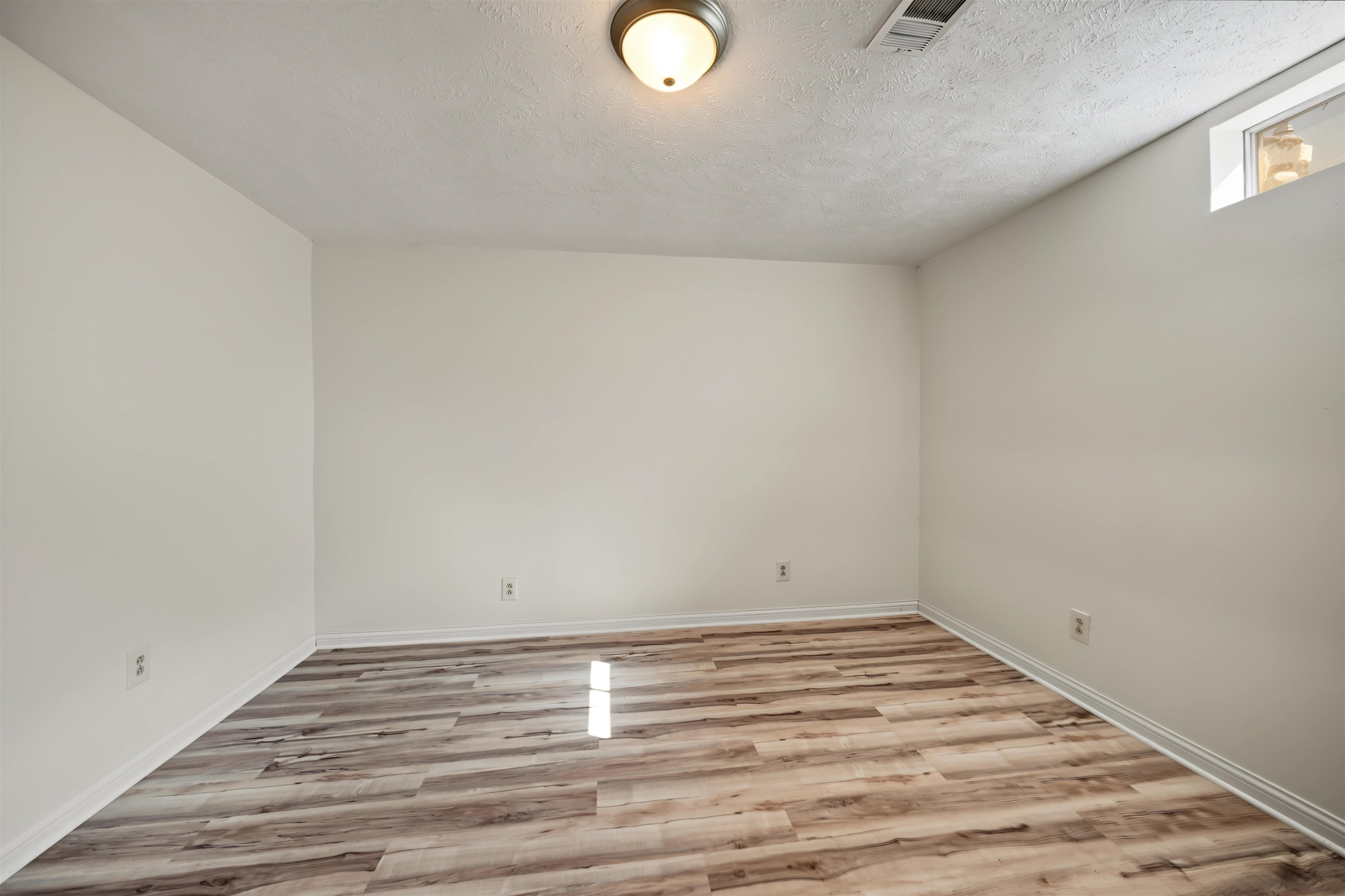 3045 Marcella Dr. Property Photo 23