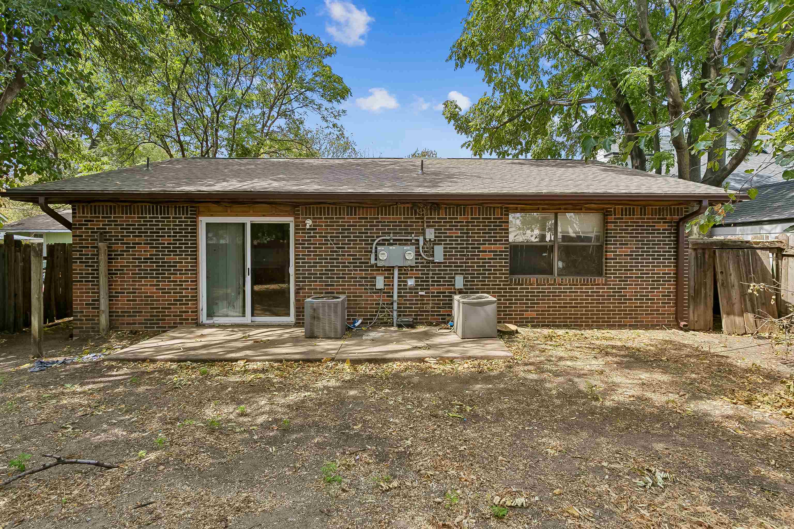 430 N Dodge Property Photo 29
