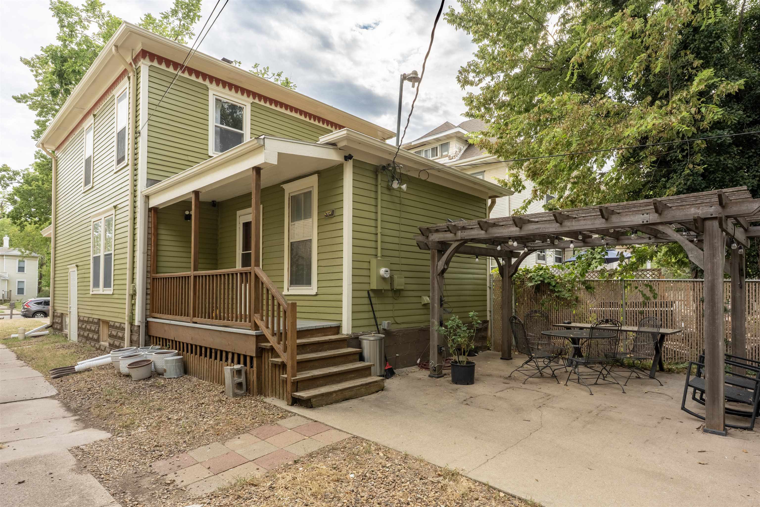 706 W Ash Street Property Photo 17