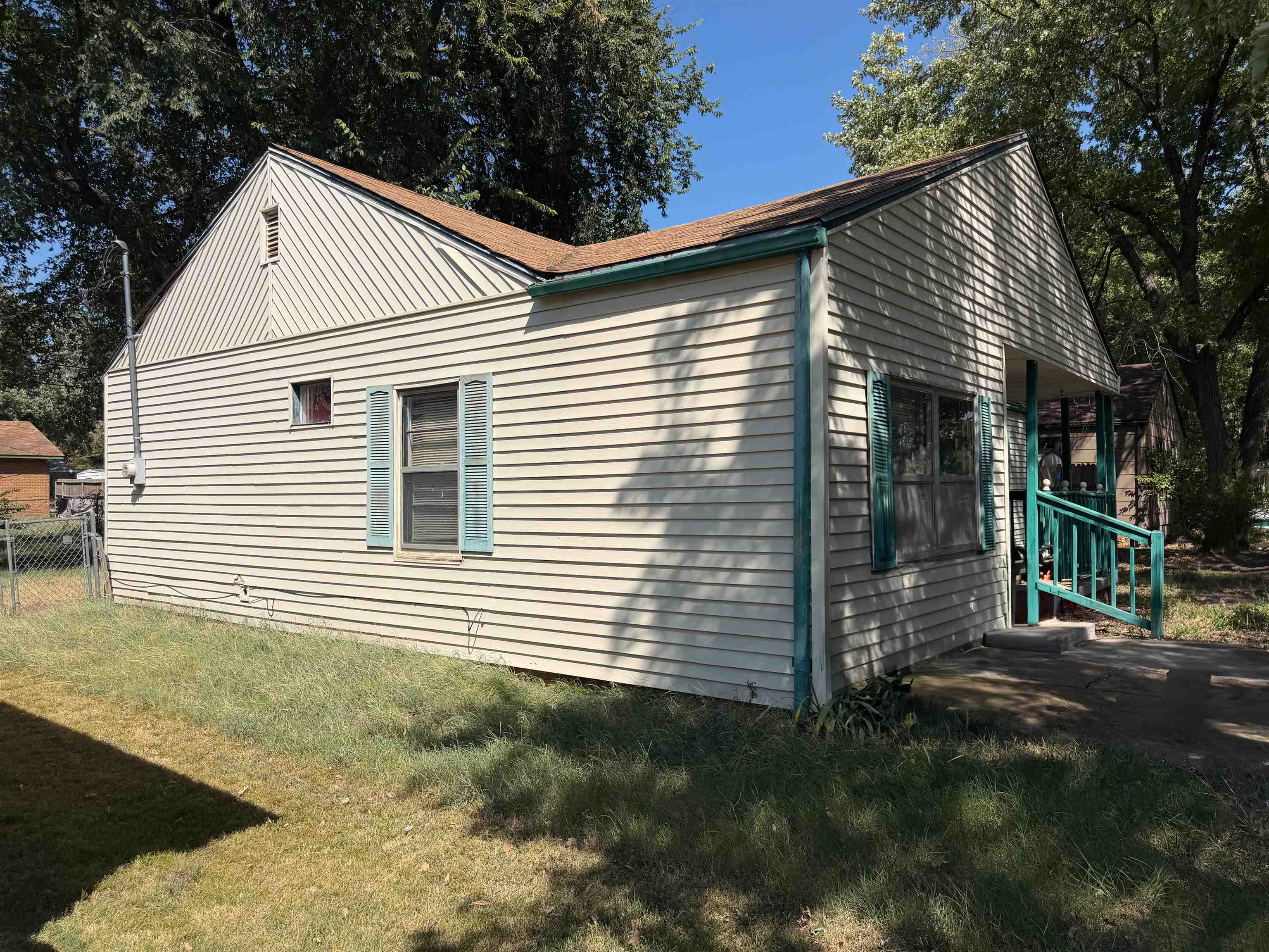 134 Stanley Dr. Property Photo 29