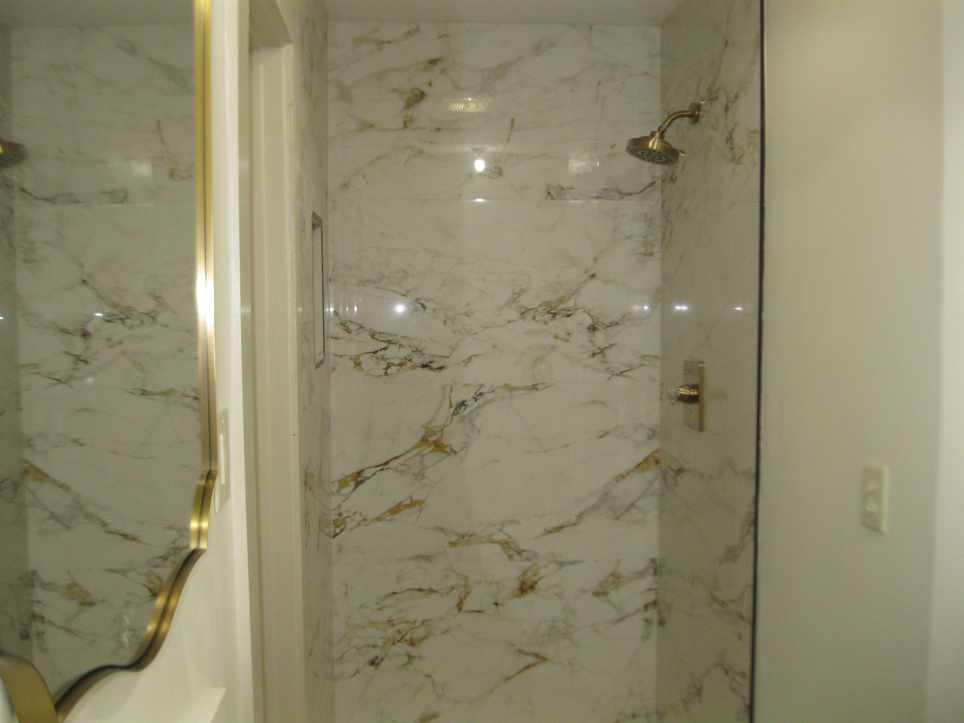 209 N Oak Property Photo 13