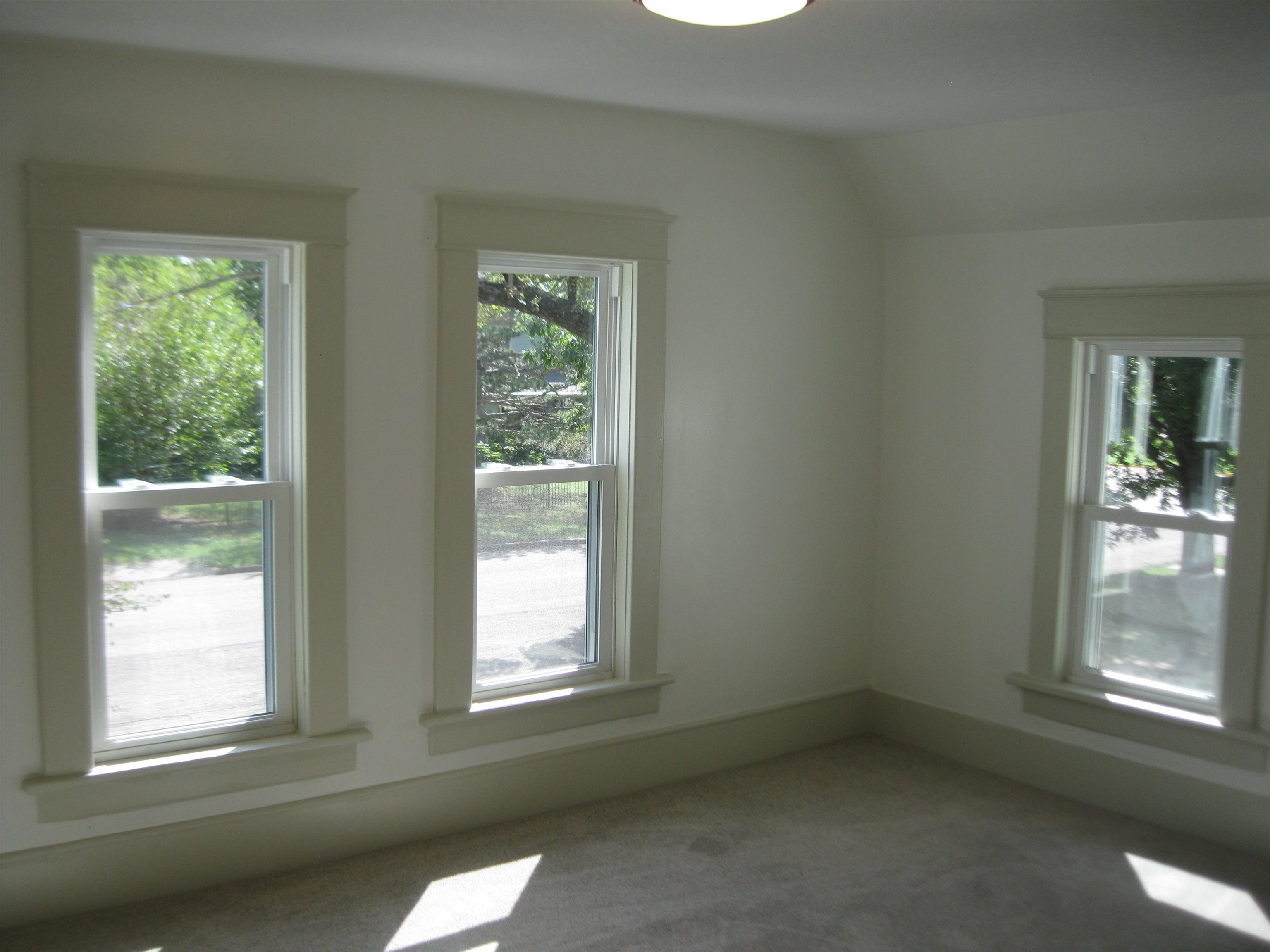 209 N Oak Property Photo 27