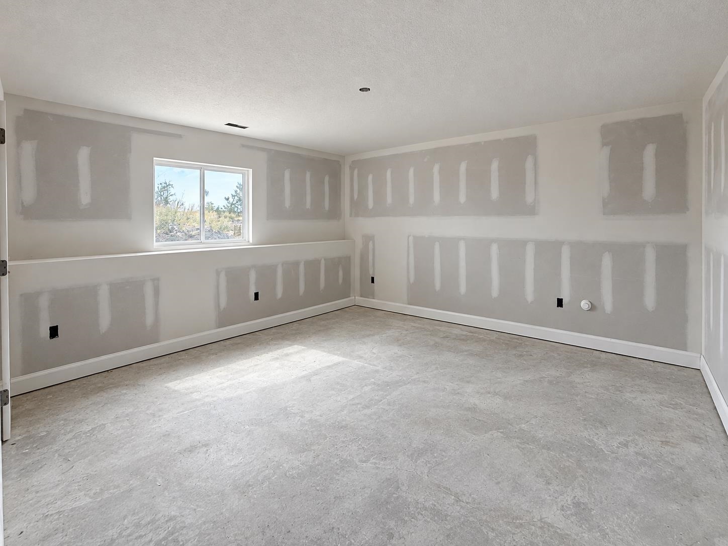 5861 N St. Paul Ct. Property Photo 31