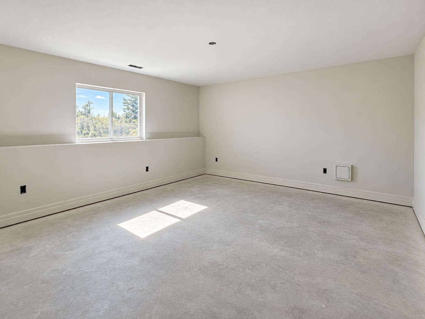5861 N St. Paul Ct. Property Photo 31