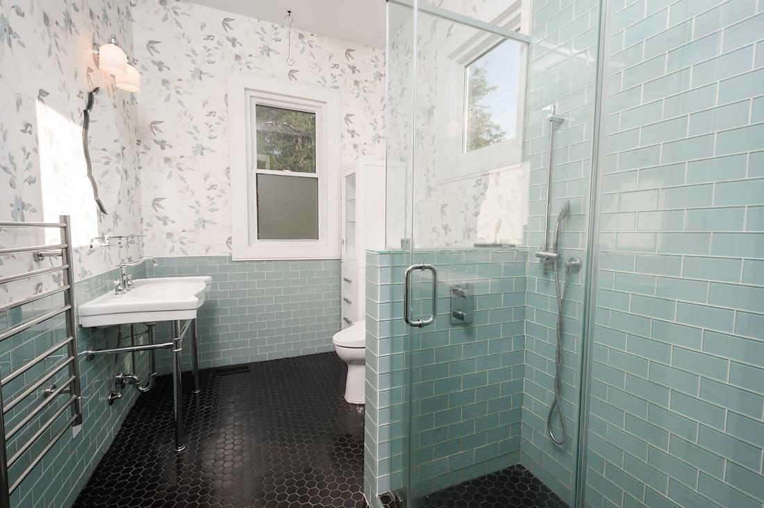 302 N Commercial Property Photo 13