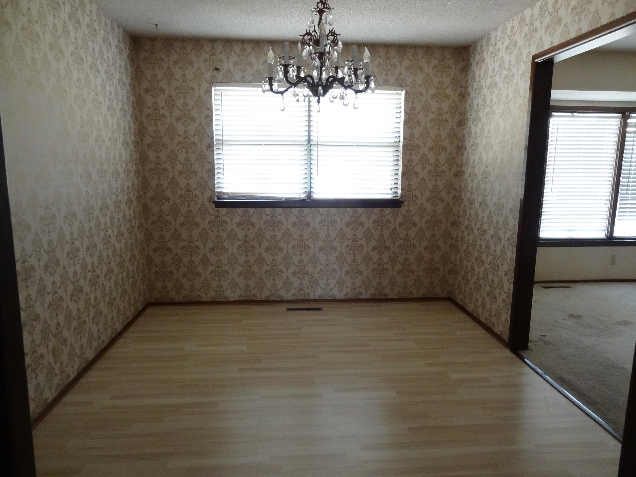 1105 S Laurel Property Photo 11