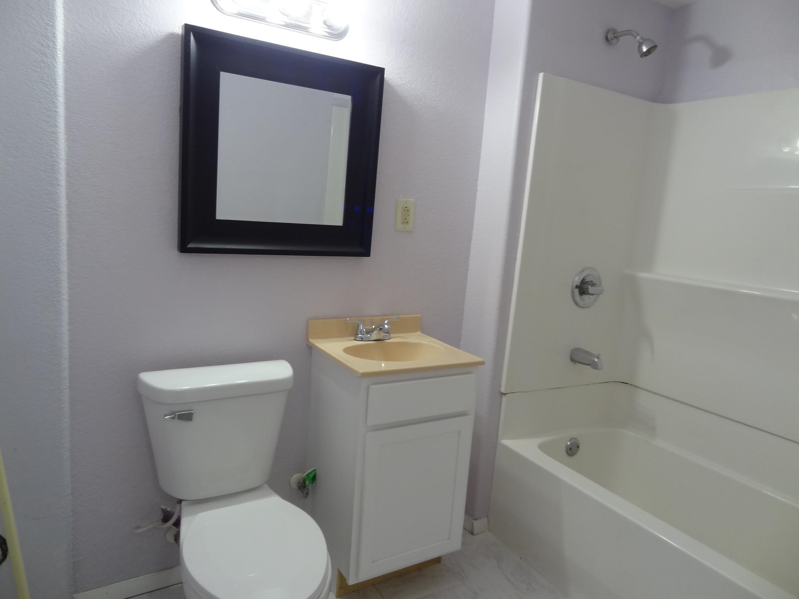 1105 S Laurel Property Photo 15
