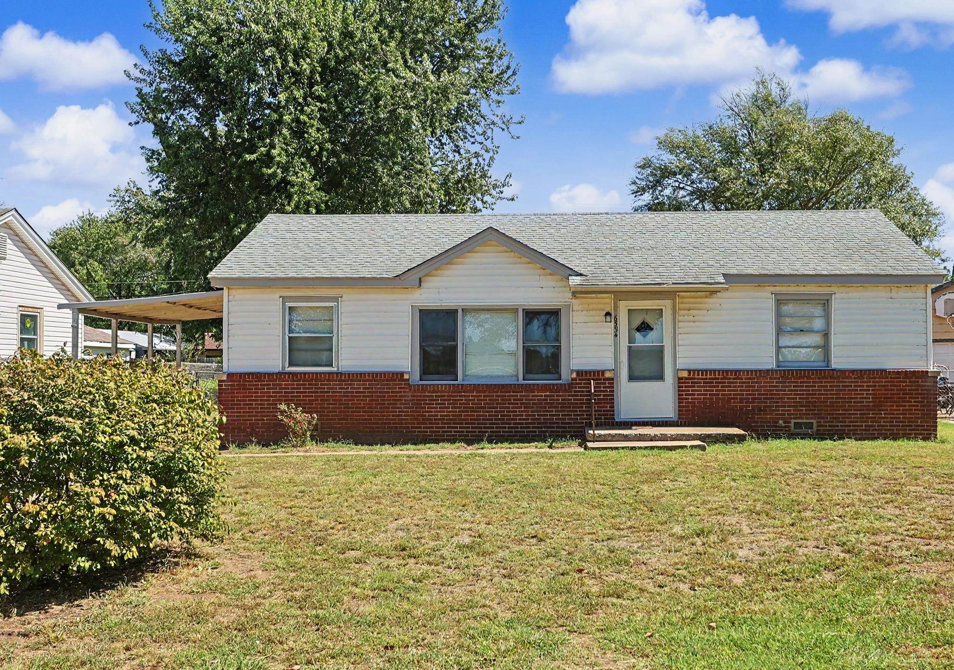6534 S Mabel St. Property Photo 1