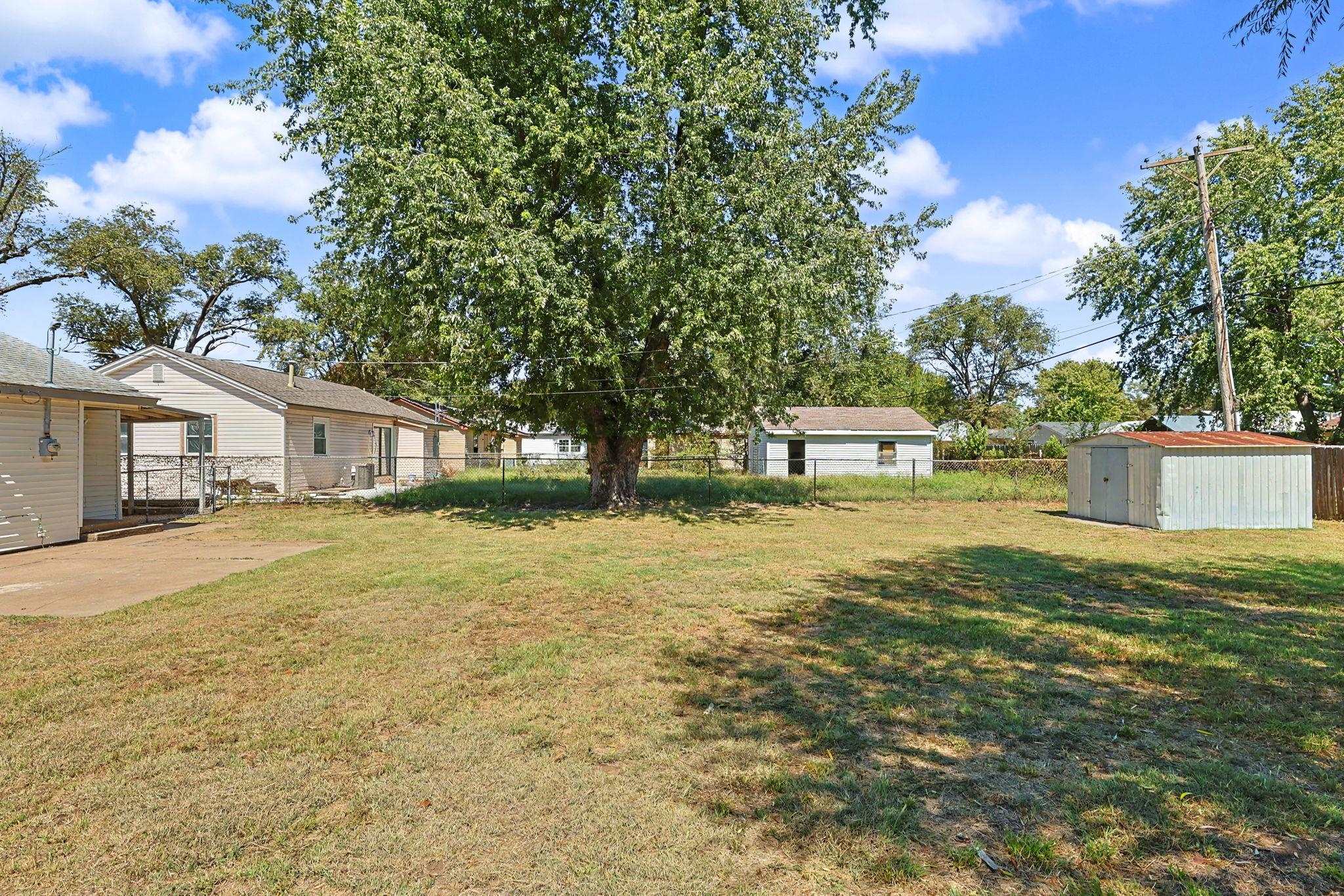 6534 S Mabel St. Property Photo 27